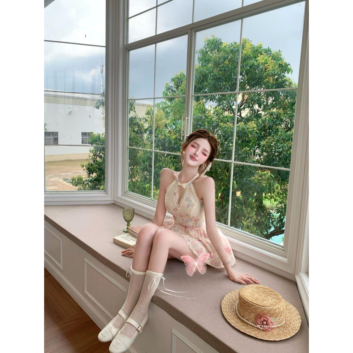 프랑스식 아름다운 꽃무늬 홀로우 아웃 행침 목 여성 드레스 여름 해변가 휴가 바람 공주 순수한 욕망 허리 수축 짧은 치마 이미지 4