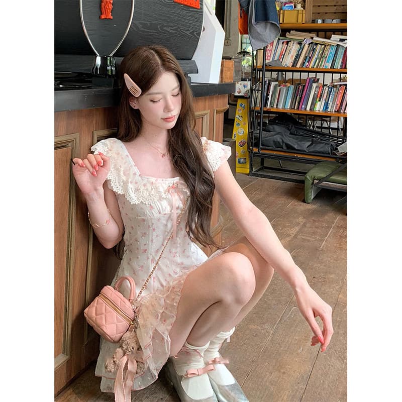 달콤함 귀여운 바람 광장 칼라 작은 날다 소매 드레스 여름 장난기 넘치는 소녀 센스 연령 감소 작은 키 허리 수축 꽃무늬 치마 이미지 6