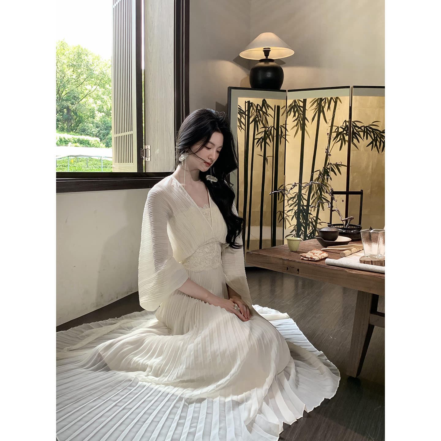 특별 아름다운 ~ 중 여성 드레스 프랑스식 부드러운 바람 감기 센스 무거운 작업 루즈핏 플리츠 레이스 V넥 길다 치마 이미지 2