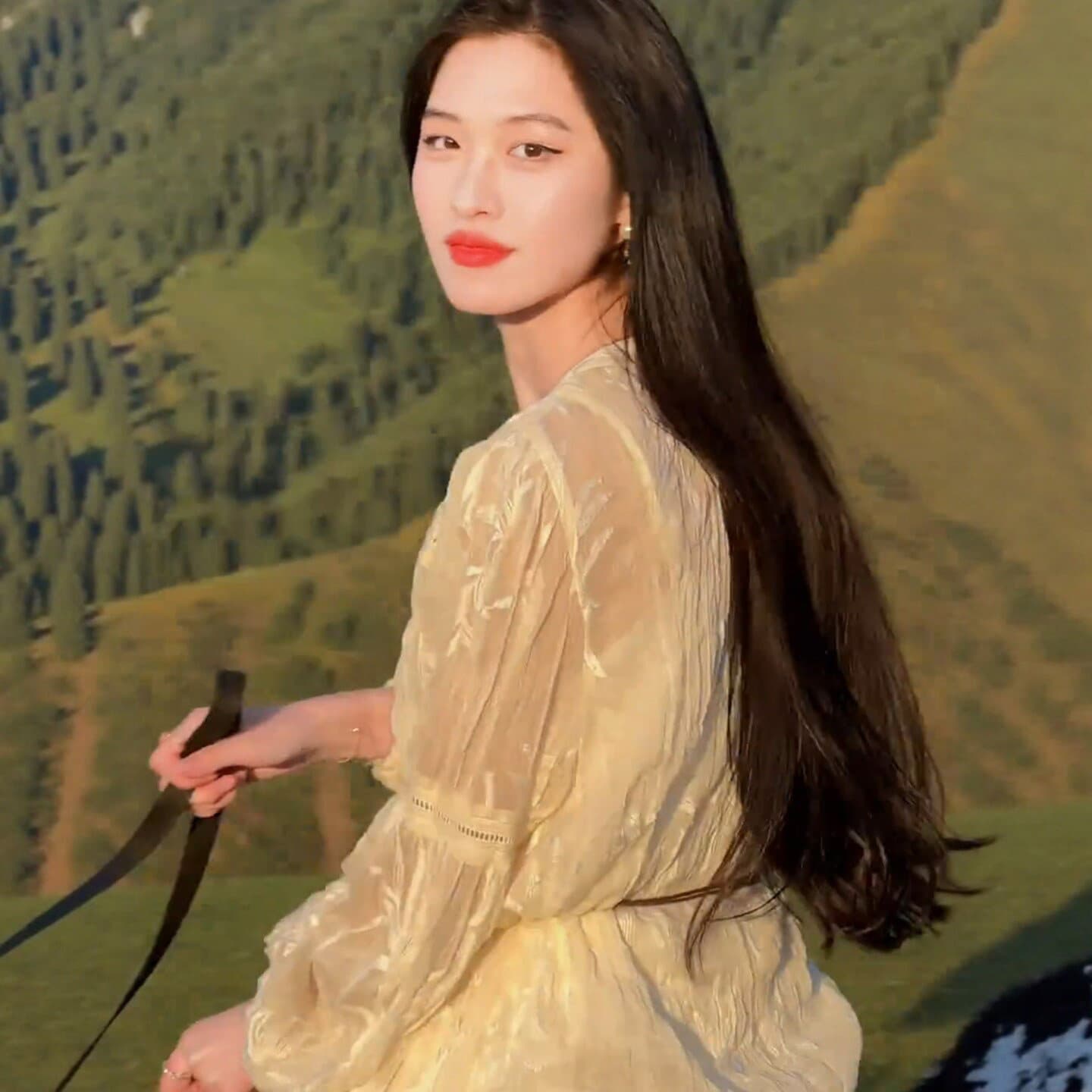 소녀 센스 품격 핫걸 요정 가스 드레스 여성 의류 2026 이른 가을 새로운 슬림해 보이는 작은 대중 휴가 바람 짧은 치마 상세 이미지 3