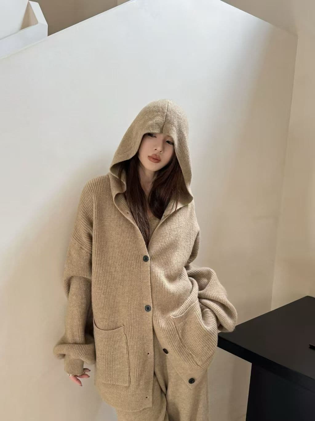 가을 겨울 캐주얼 루즈핏 후드 스웨터 니트 카디건 코트 캐미솔 와이드 레그 팬츠 3종 세트 세트 여성 상세 이미지 14