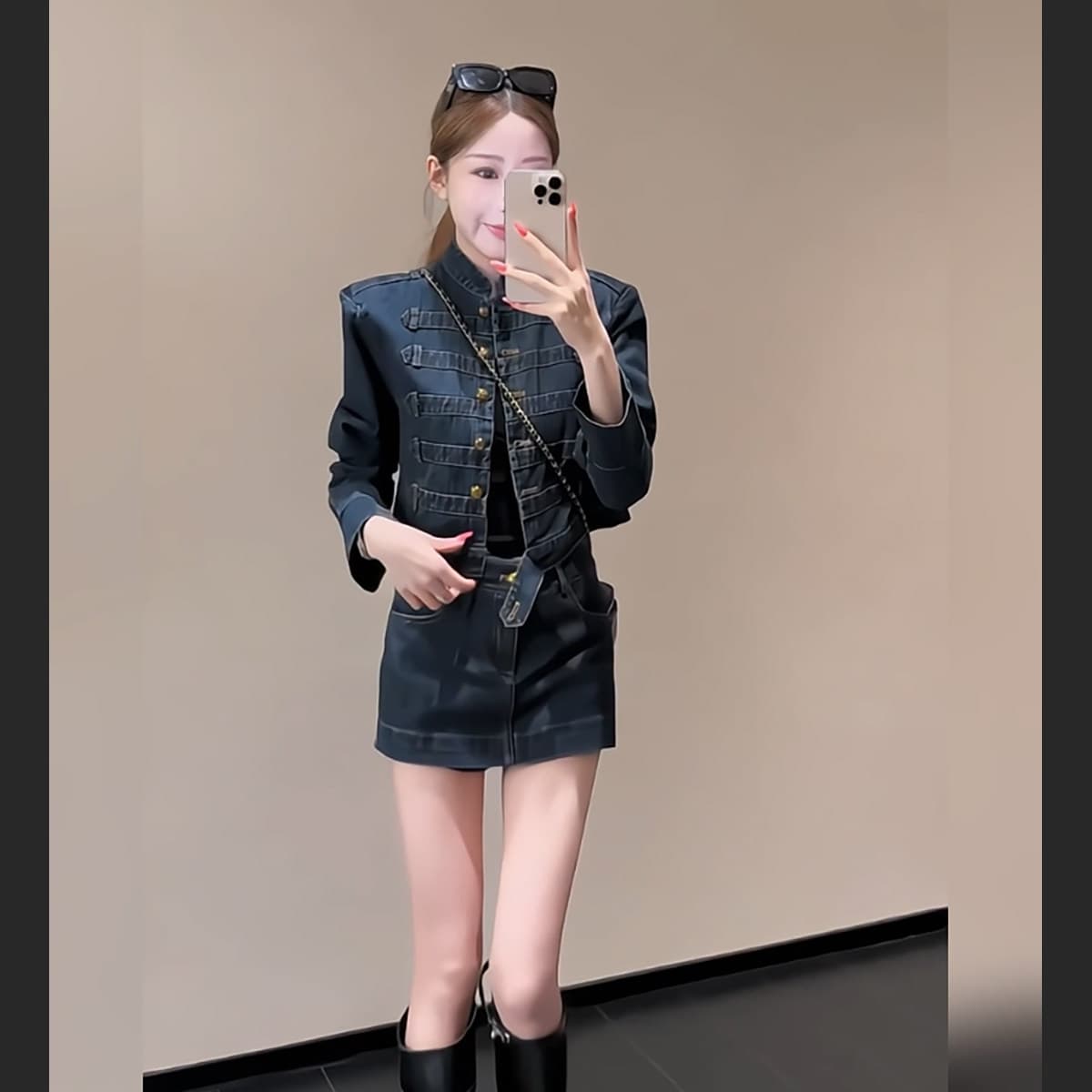 레트로 궁정 바람 스탠드 칼라 금 버클 쇼트 스타일 데님 재킷 세트 여성 하이웨이스트 한 마디 데님 미니 스커트 투피스 세트 이미지 5