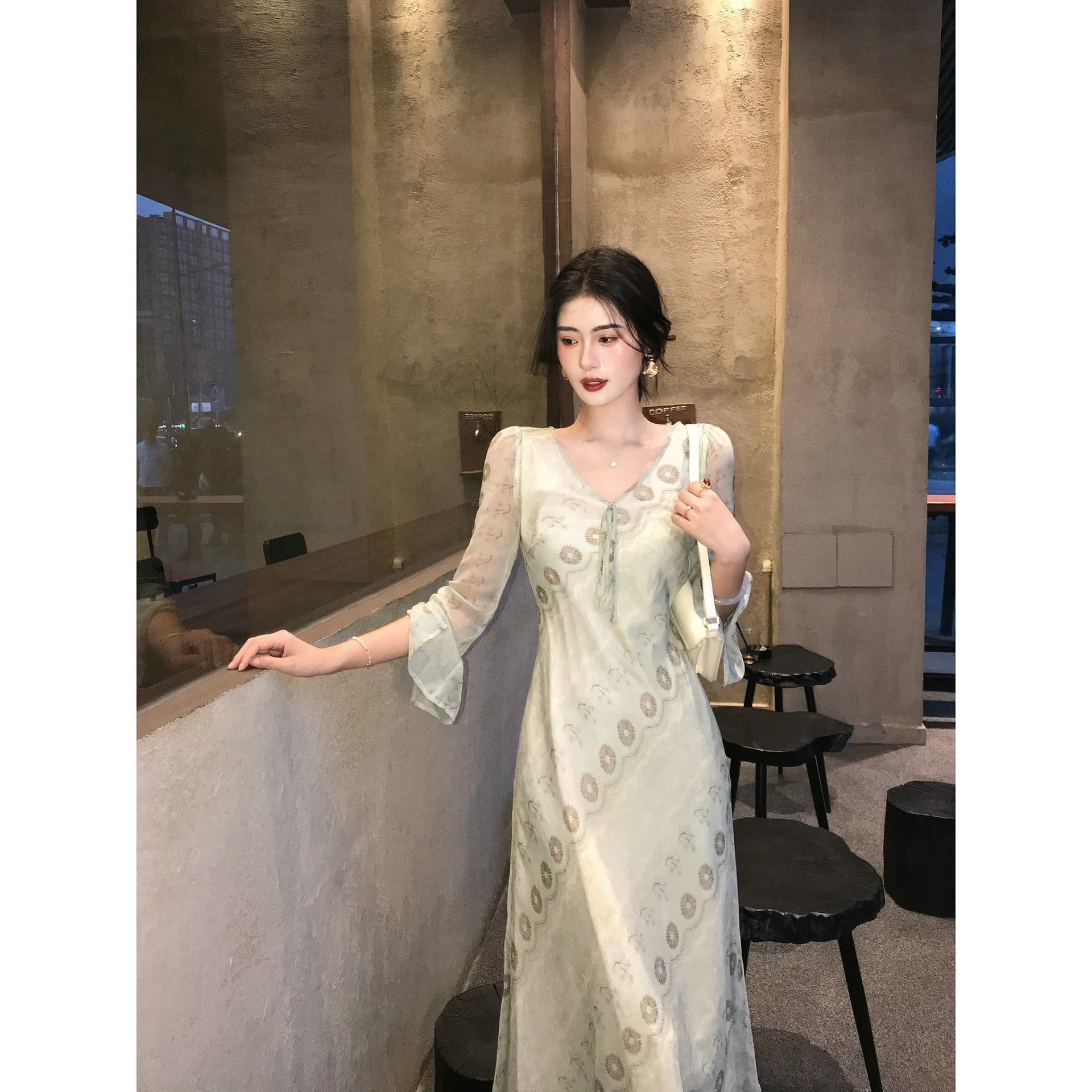링 茜 거만한 와우 녹색 砚 가을 선 프랑스식 프린트 나팔 소매 여성 드레스 이른 가을 긴팔 허리 수축 한 마디 롱 스커트 이미지 5