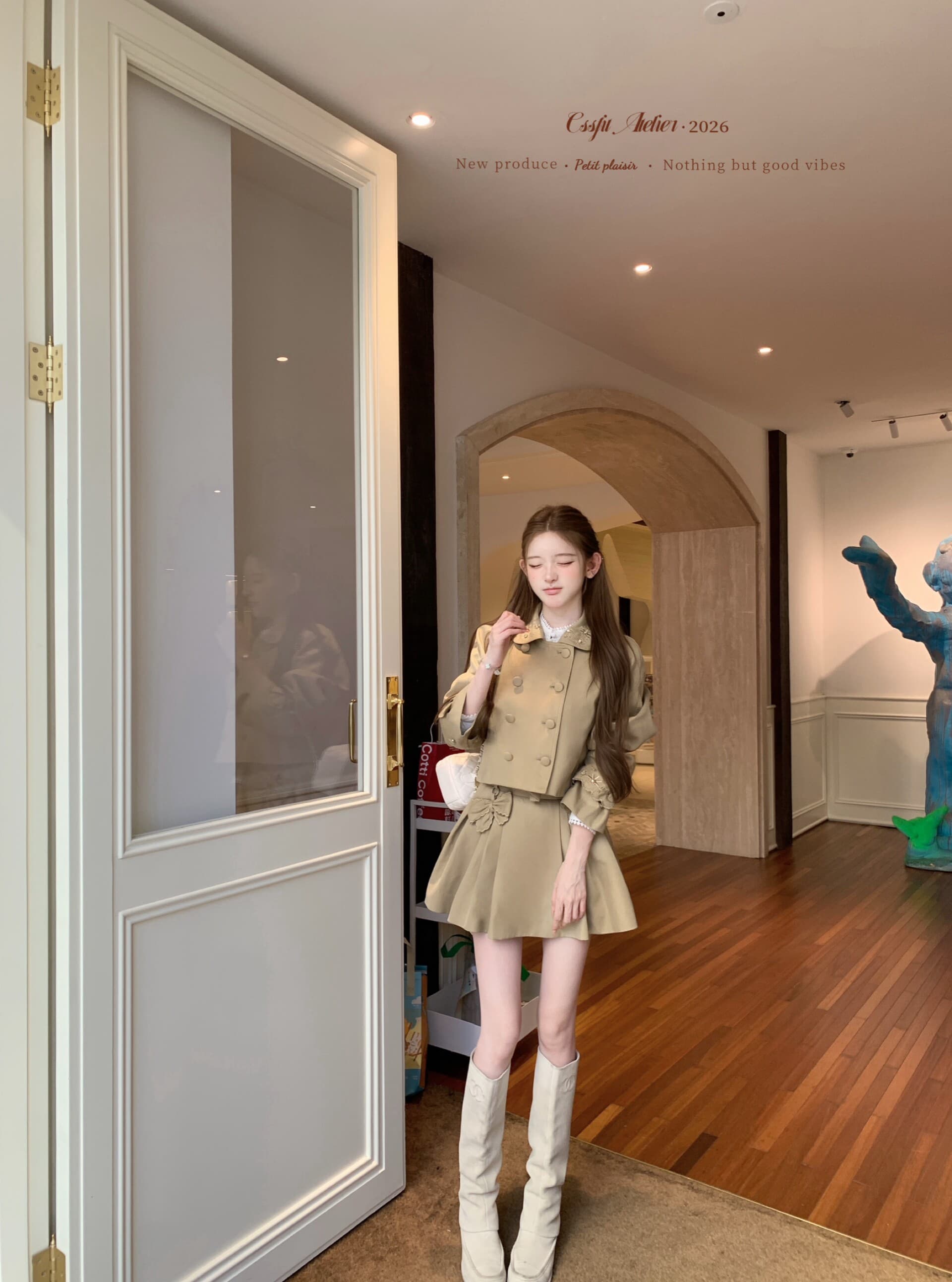늦게 우산 우산 26 ss 질감 어형 변화표 자수 칼라 이중 버튼 짧은 재킷 재킷 자수 나비 매듭 반 스커트 상세 이미지 3