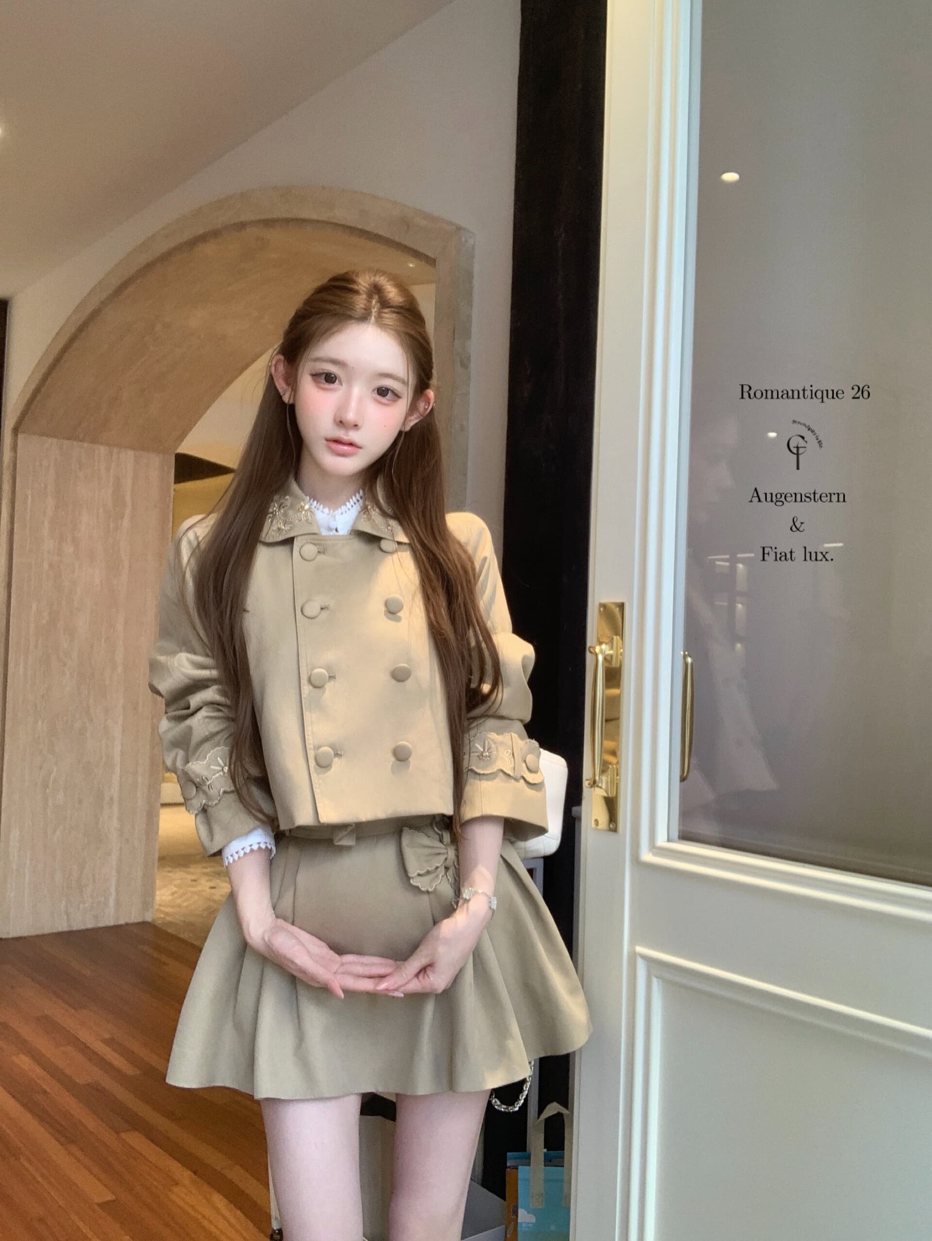 늦게 우산 우산 26 ss 질감 어형 변화표 자수 칼라 이중 버튼 짧은 재킷 재킷 자수 나비 매듭 반 스커트 상세 이미지 9