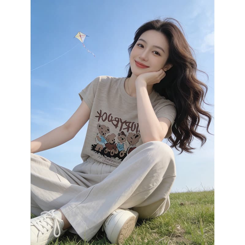 여름 밝은색 반팔 티셔츠 와이드 레그 팬츠 투피스 세트 여성 의류 봄 여름 섹션 만화 프린트 캐주얼 스포츠 슈트 여성 이미지 5