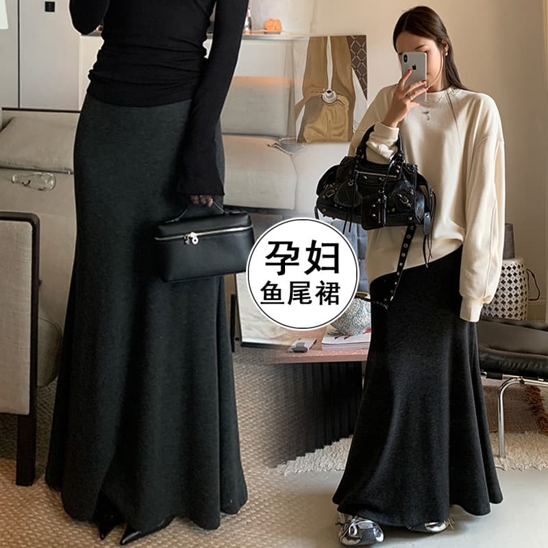 지금 출산 착용 새로운 2026 가을 겨울철 니트 반신 스커트 외출용 하이웨이스트 슬림해 보이는 인어 꼬리 롱 코트 한 마디 치마 이미지 2