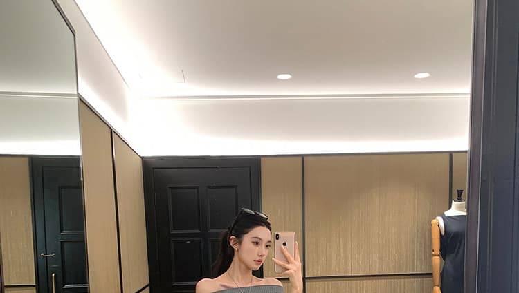 지금 임산부 니트 불규칙 도루 가을 센스 빅 플레어 스커트 여성 2026 봄 가을 하이웨이스트 슬림해 보이는 패키지 한 마디 반신 스커트 상세 이미지 26