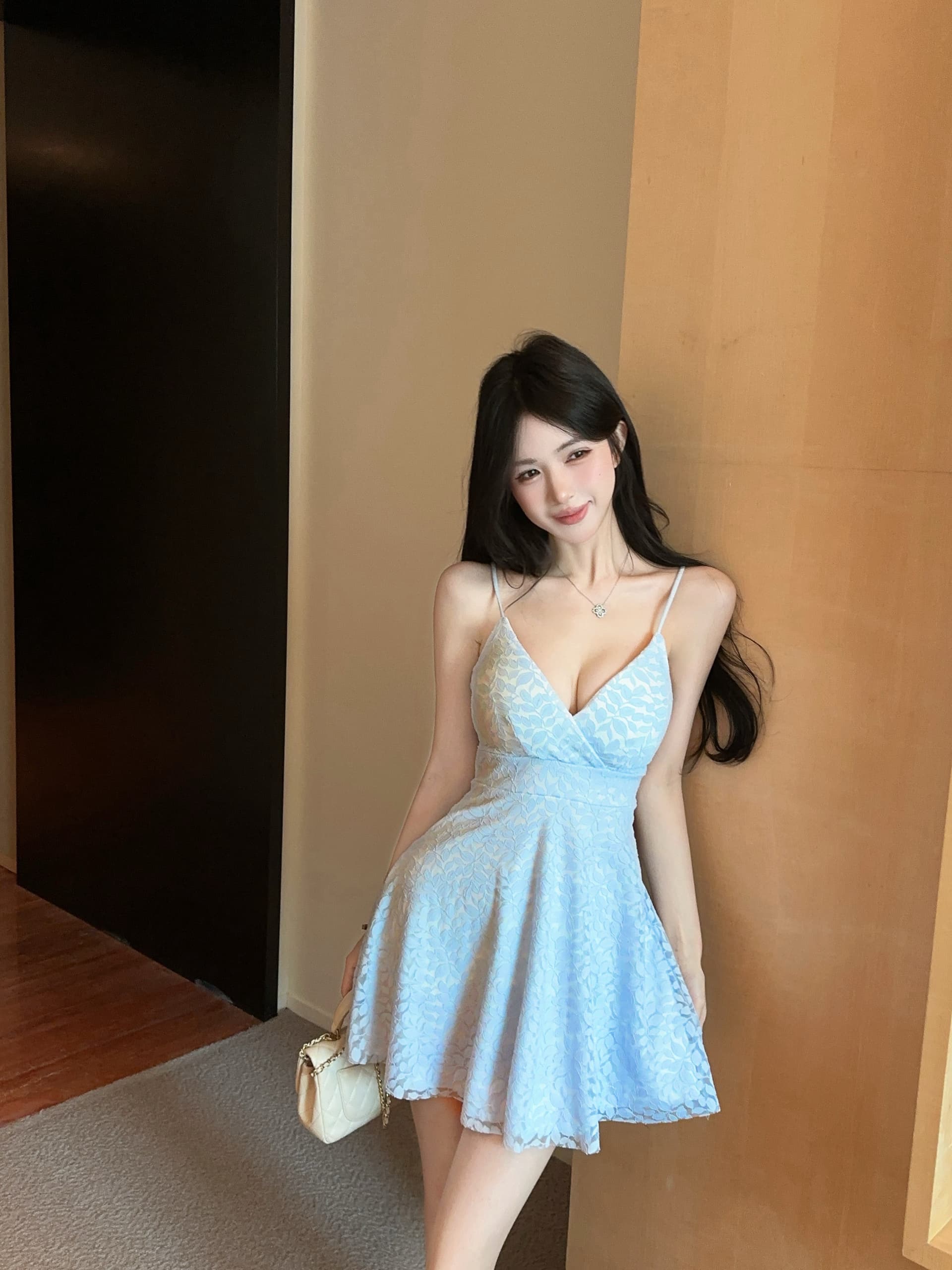 실사 순수한 욕망 바람 V넥 레이스 슬립 드레스 허리 수축 슬림해 보이는 한 마디 미니 스커트 섹시함 핫걸 데이트 작은 드레스 상세 이미지 14