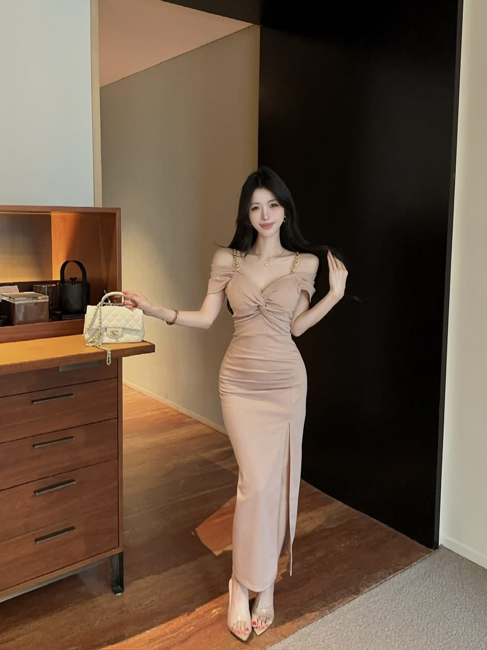 실사 빛 요리 한 바람 체인 오프숄더 드레스 몸매 가꾸기 슬림해 보이는 트임 타이트 스커트 롱 스커트 야간 필드 기술자 이브닝 드레스 상세 이미지 16