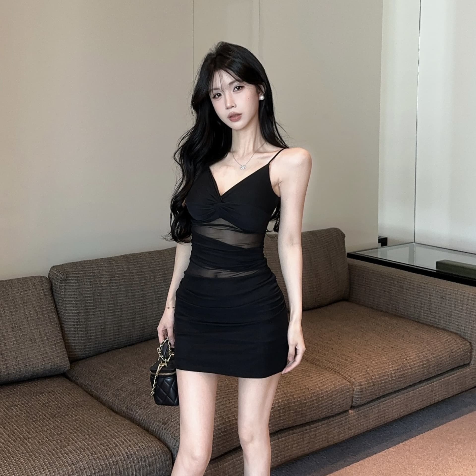 실사 순수한 욕망 바람 망사 패치워크 슬립 드레스 V넥 비틀림 주름 허리 수축 슬림해 보이는 핫걸 타이트 스커트 미니 스커트 이미지 4