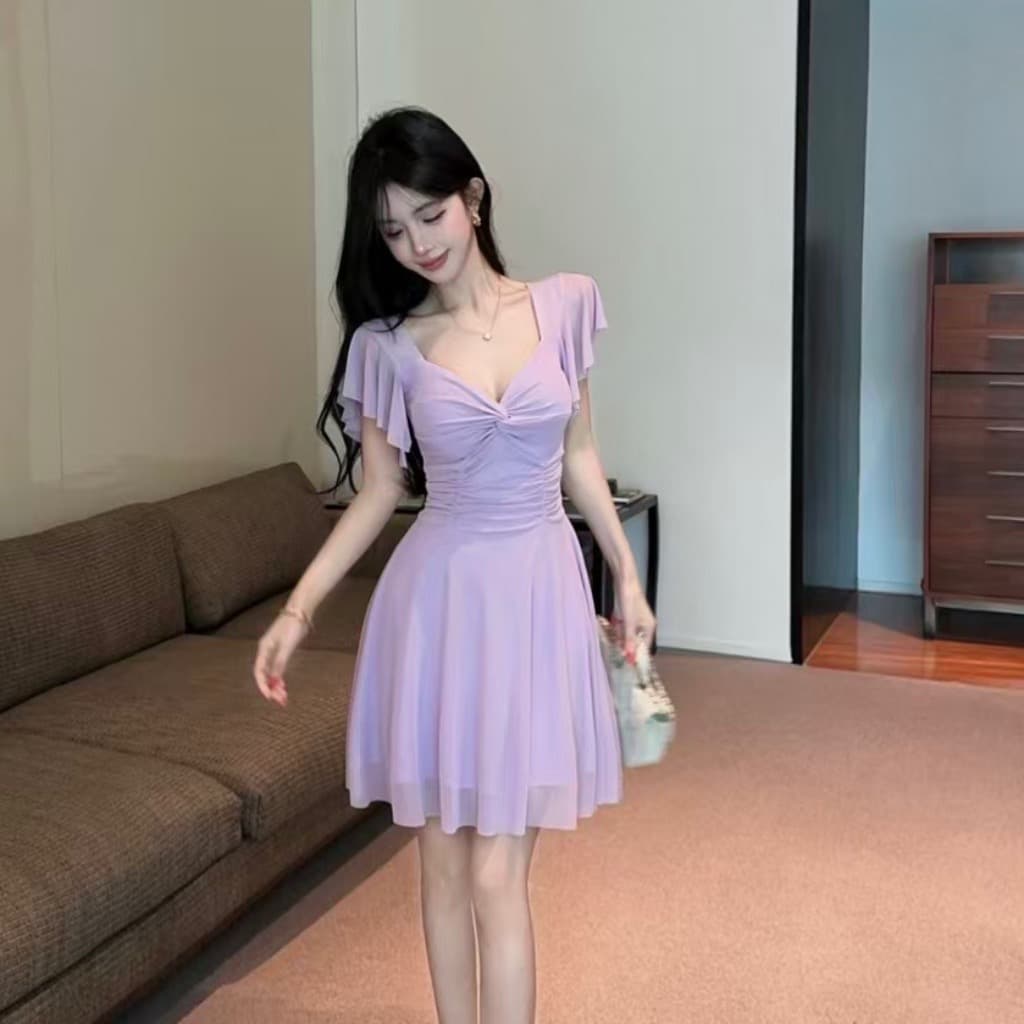 실사 순수한 욕망 V넥 비틀림 드레스 여름 Feifei 소매 허리 수축 주름 슬림해 보이는 쇼트 스타일 데이트 요정 미니 스커트
