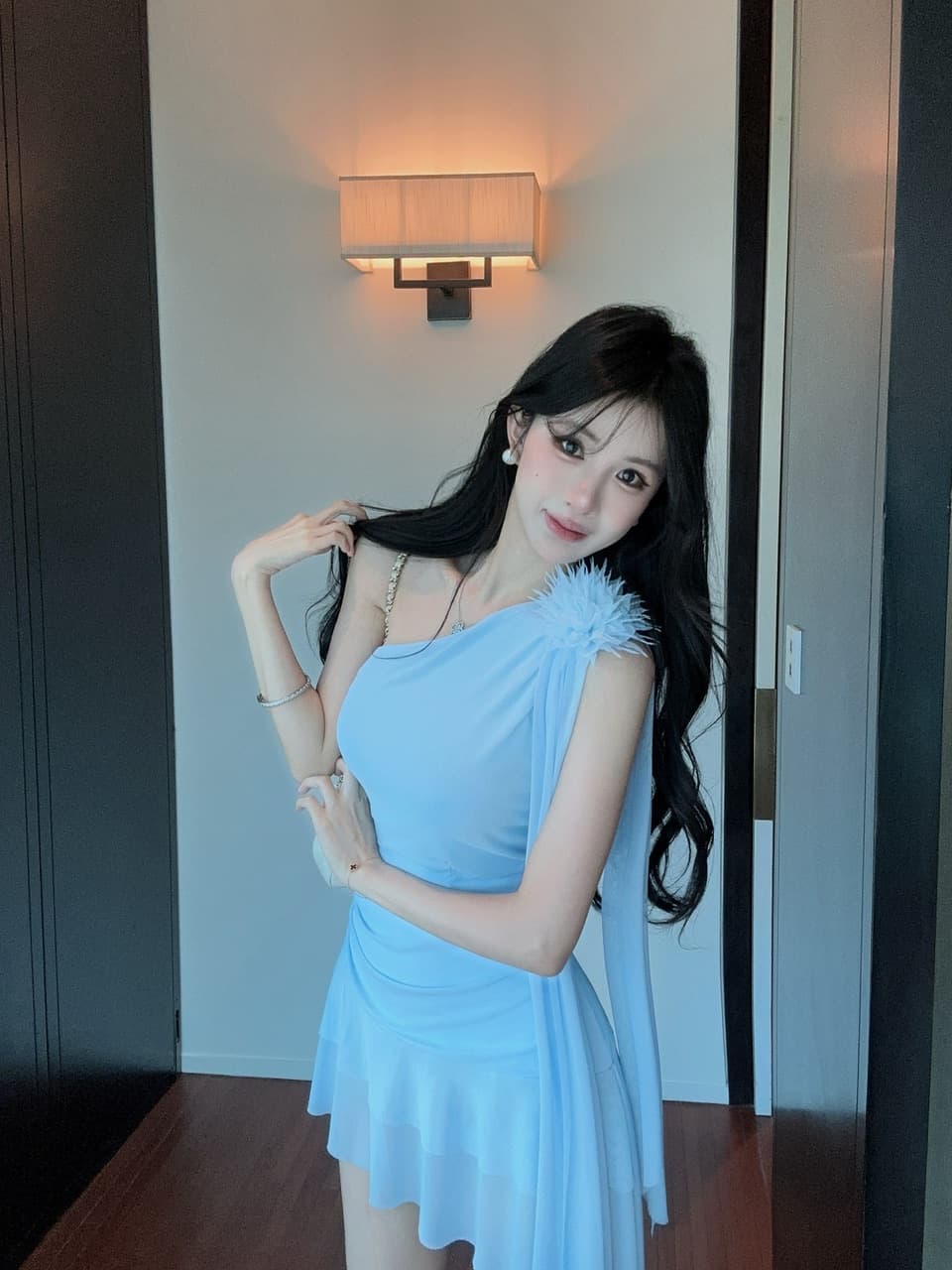 실사 비스듬한 어깨 3 차원 꽃 리본 여성 드레스 허리 주름 허리 수축 패치워크 망사 밑단 핫걸 미니 스커트 상세 이미지 19