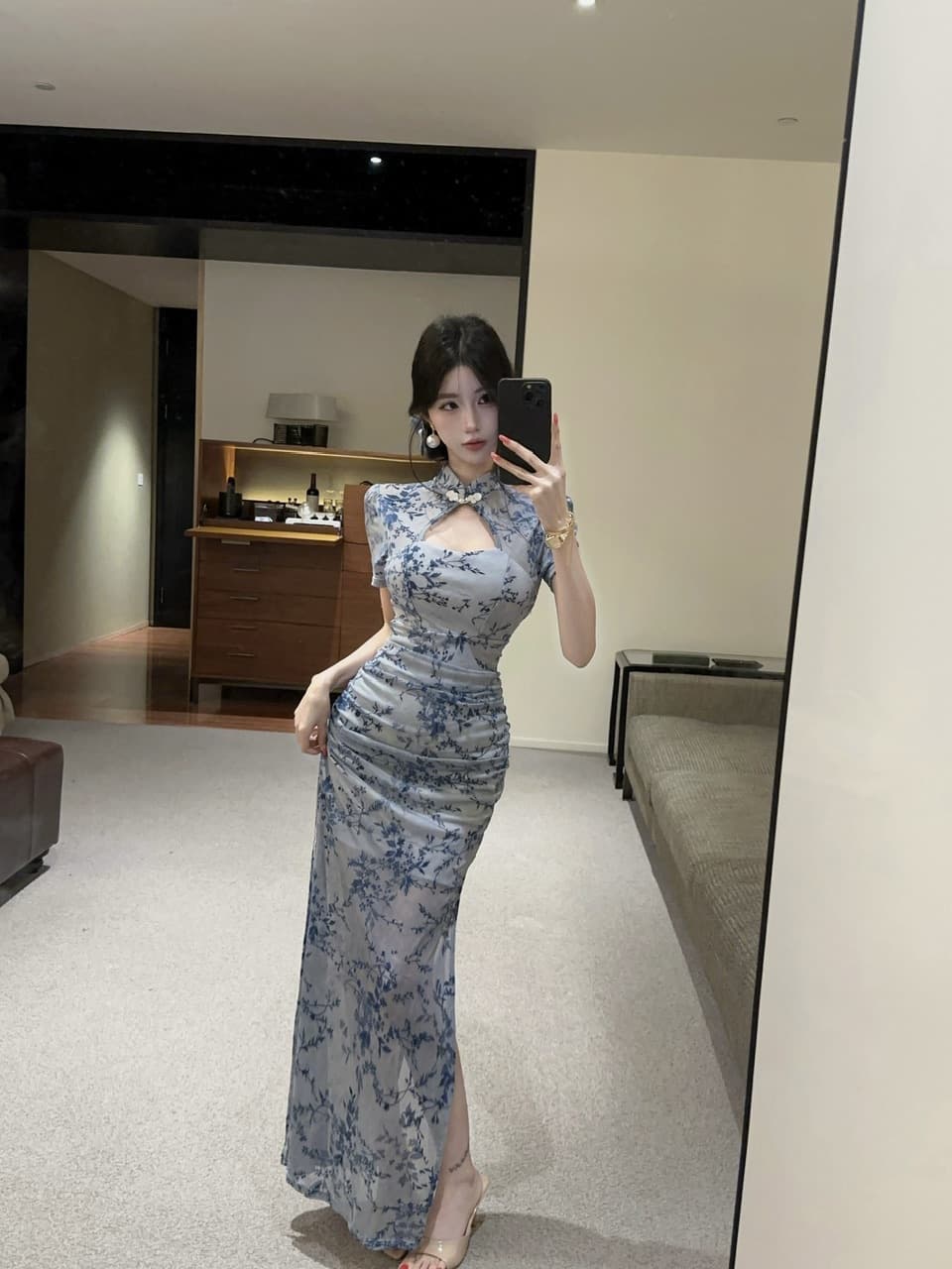 실사 국풍 꽃무늬 개선 치파오 드레스 홀로우 아웃 단추 스탠드 칼라 반팔 트임 인어 꼬리 롱 스커트 드레스 상세 이미지 2