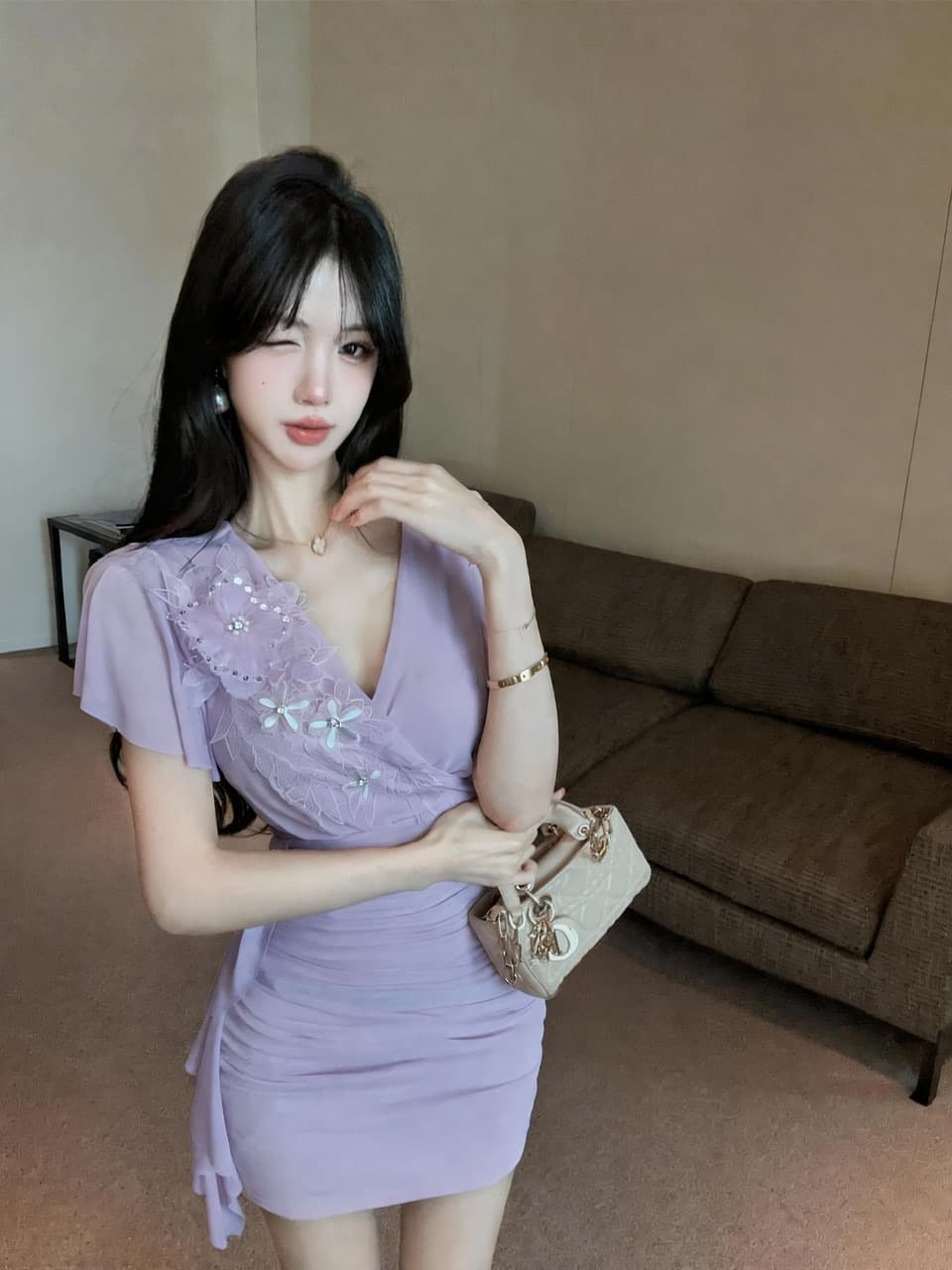 실사 Feifei 소매 십자가 포장 미니 스커트 3 차원 패치워크 자수 장식 펌프 Pleat 허리 수축 몸매 가꾸기 타이트 드레스 상세 이미지 8
