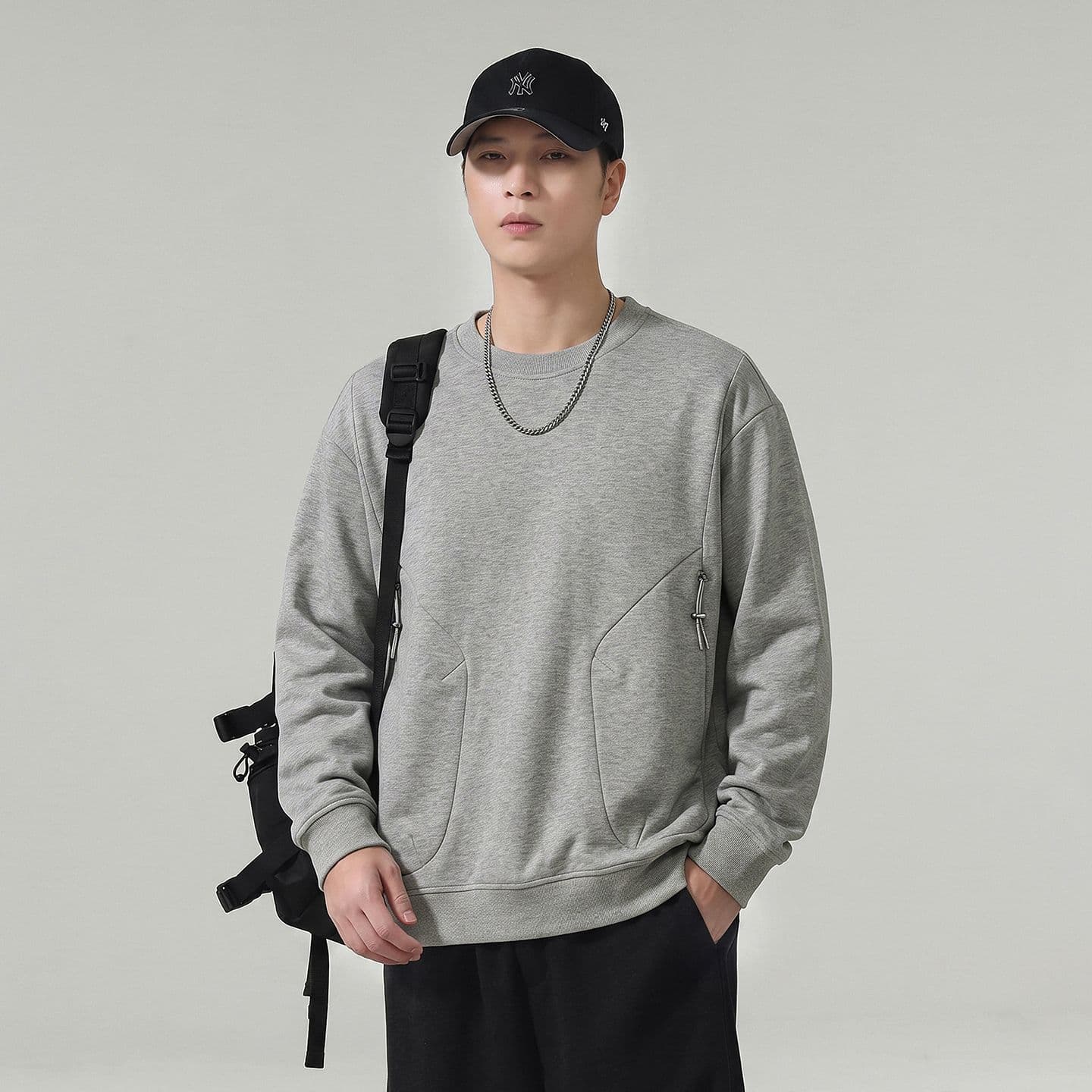 실사 2026 가을 겨울 새로운 라운드 넥 후드티 남자 트렌드 지퍼 주머니 디자인 루즈핏 다용도 출퇴근 긴 소매 셔츠