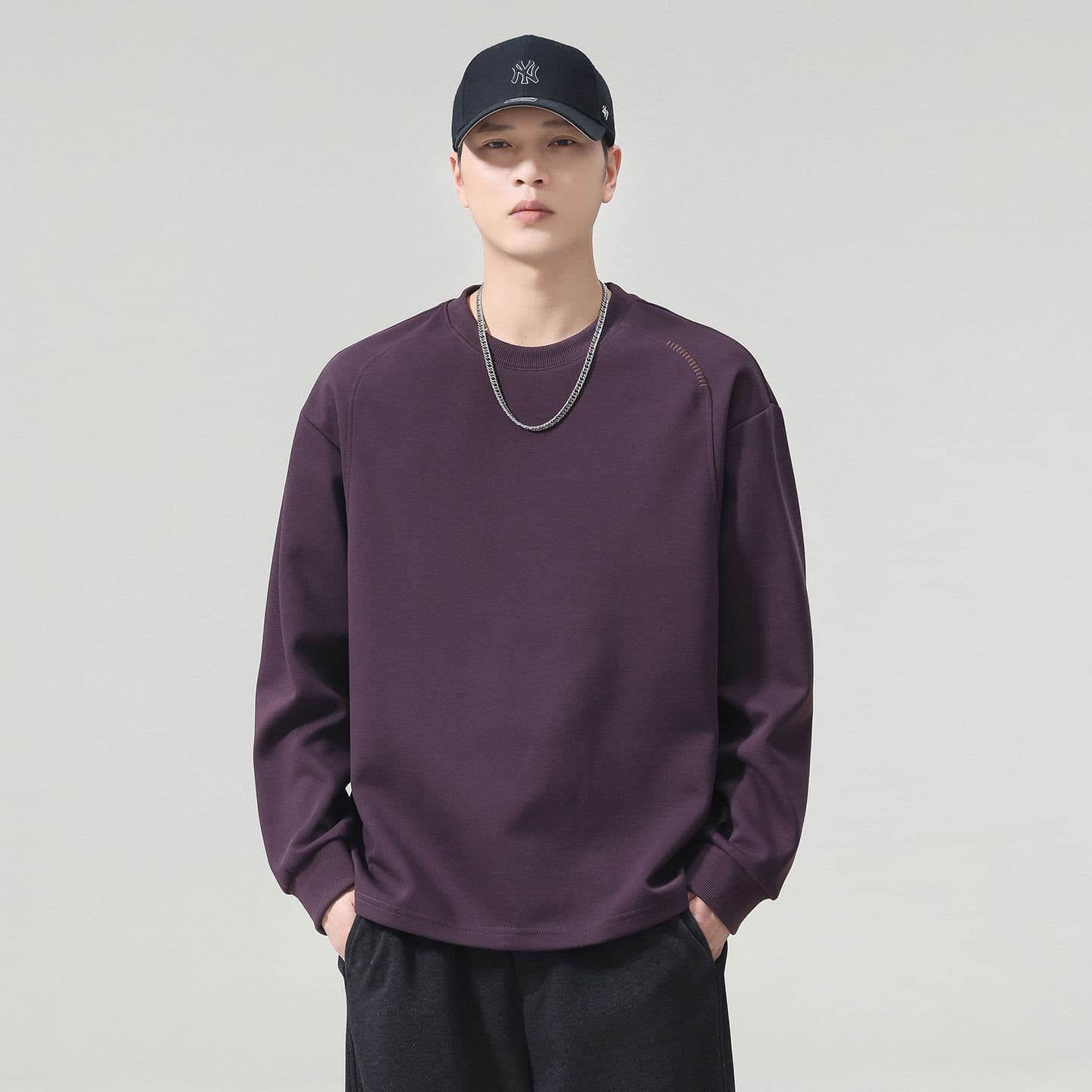 실사 2026 가을 겨울 새로운 미니멀리즘 다용도 삽입 어깨 소매 라운드 넥 후드티 남자 루즈핏 일상 출퇴근 긴 소매 셔츠 이미지 2
