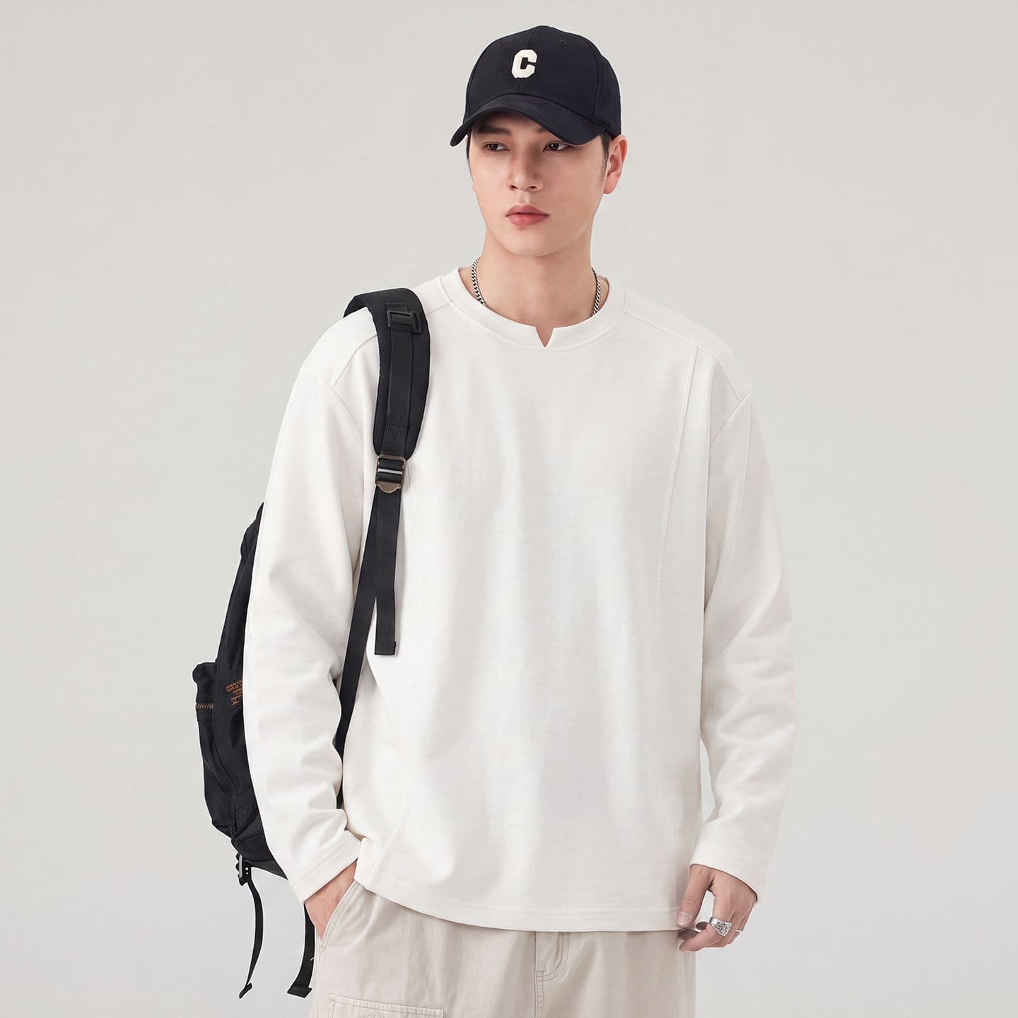 실사 가을 긴팔 티셔츠 남성 구조 섹션 라운드 넥 풀오버 루즈핏 티셔츠 무거운 다용도 트렌드 미니멀리즘