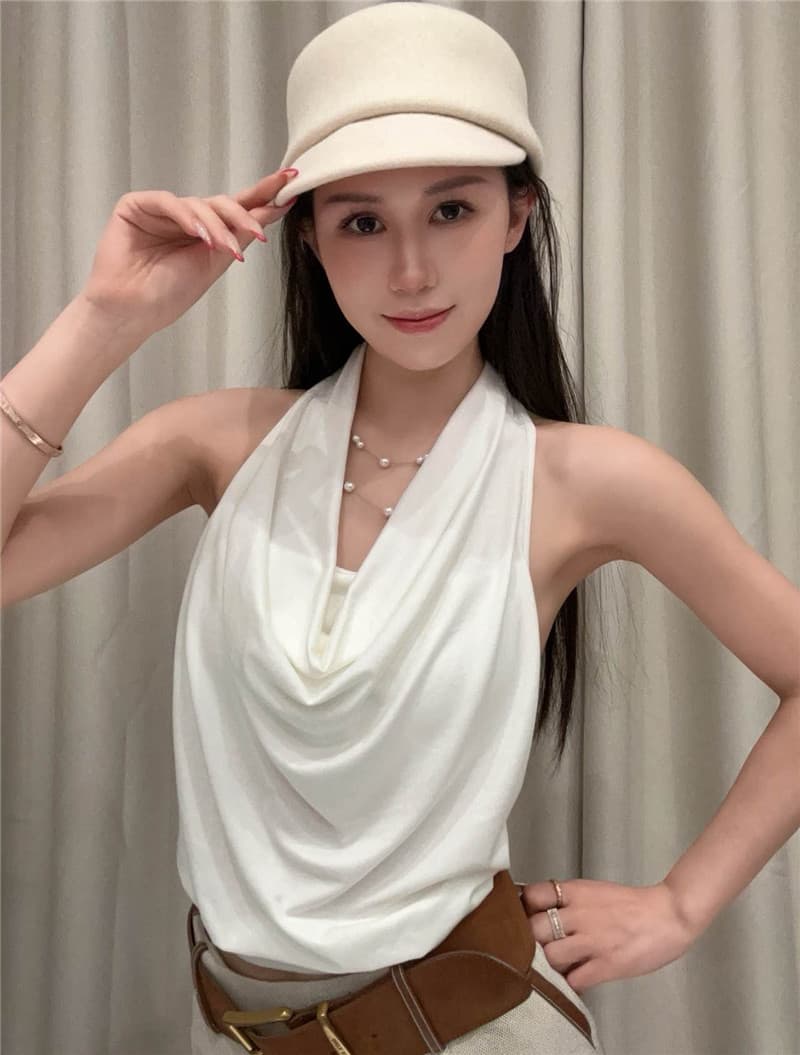 2026 디자인 센스 작은 대중 비틀림 백리스 외출용 맨위 순수한 욕망 바람 섹시함 행침 목 흔들다 칼라 니트 조끼 여성 여름 상세 이미지 9