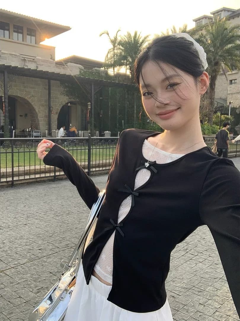 검정색 달콤한 핫걸 나비 매듭 레이스 조각 긴팔 티셔츠 여성 봄 인사이드 가져 가라. 몸매 가꾸기 페이크 레이어드 만나는 맨위