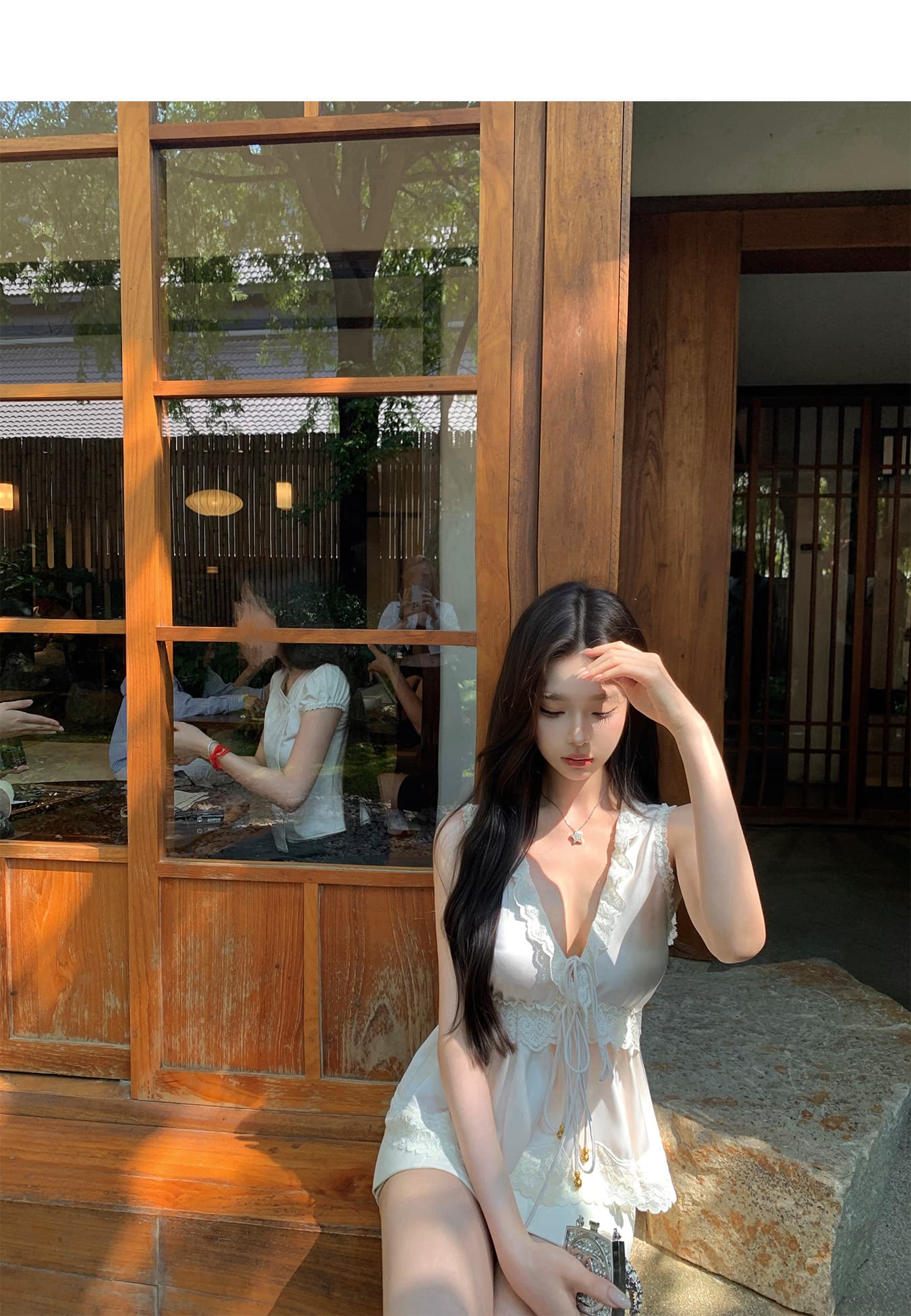 꽃 리플 레이스 화이트 새틴 프릴 소녀 달콤함 V넥 스트랩 조끼 여성 상세 이미지 19