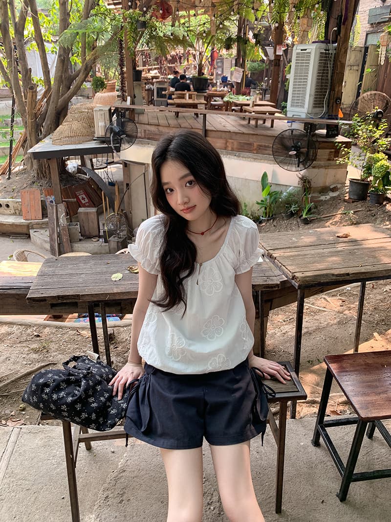 프랑스식 화이트 달콤함 반팔 여성 셔츠 여름 디자인 센스 자이언트 잘 생긴 루즈핏 셔츠 품격 맨위 상세 이미지 27