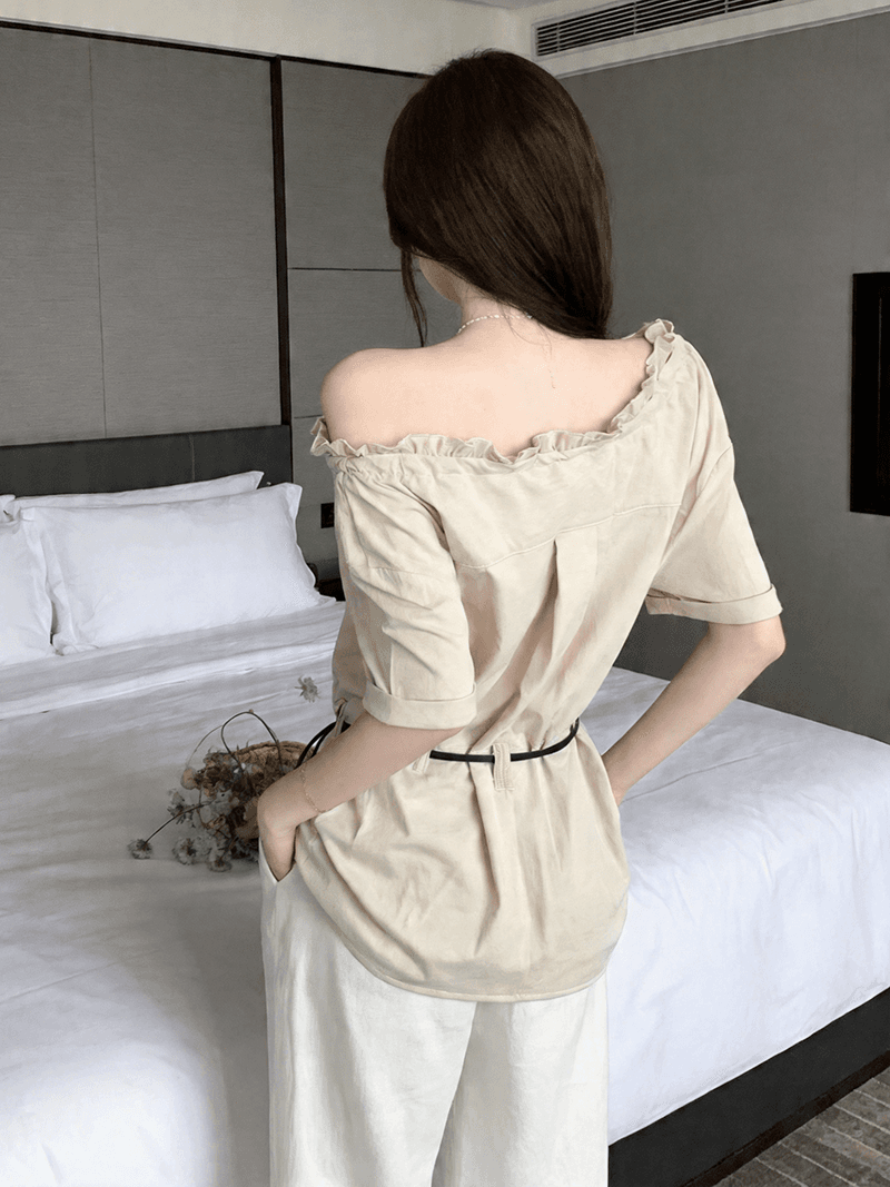 정가 실사 한국 스타일 패션 캐주얼 비스듬한 어깨 오프숄더 로우 웨이스트 중간 길이 프릴 슬림해 보이는 셔츠 맨위 여성 이미지 4