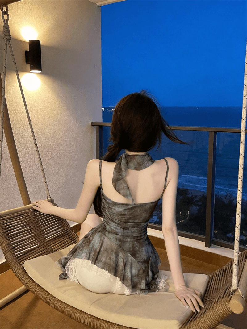 정가 실사 유럽과 미국 스타일 레트로 프린트 프릴 캐미솔 슬림해 보이는 불규칙 망사 휴가 맨위 상세 이미지 10