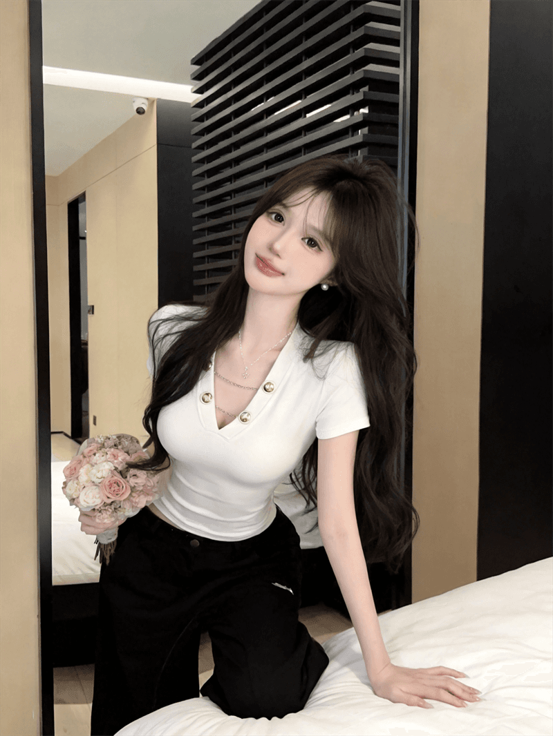 정가 실사 유럽과 미국 스타일 핫걸 금속 버클 체인 홀로우 아웃 반팔 몸매 가꾸기 쇼트 스타일 티셔츠 다용도 슬림해 보이는 맨위 상세 이미지 11