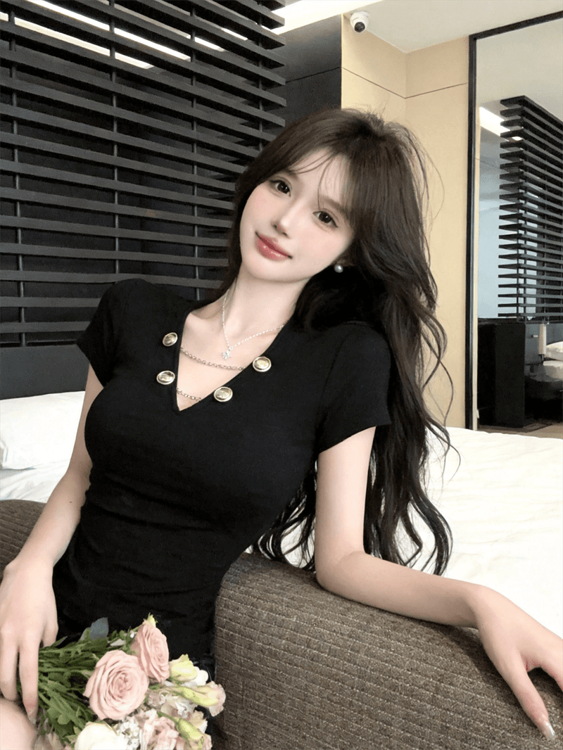정가 실사 유럽과 미국 스타일 핫걸 금속 버클 체인 홀로우 아웃 반팔 몸매 가꾸기 쇼트 스타일 티셔츠 다용도 슬림해 보이는 맨위 상세 이미지 21