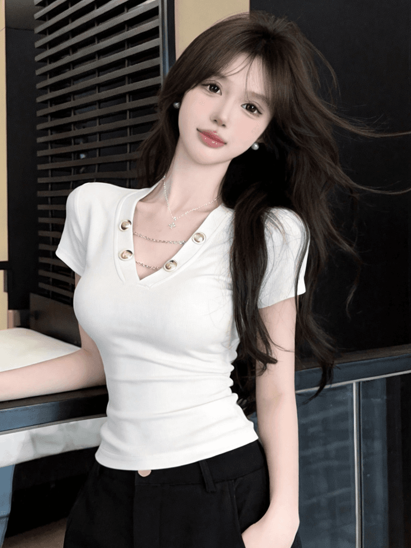 정가 실사 유럽과 미국 스타일 핫걸 금속 버클 체인 홀로우 아웃 반팔 몸매 가꾸기 쇼트 스타일 티셔츠 다용도 슬림해 보이는 맨위 이미지 3