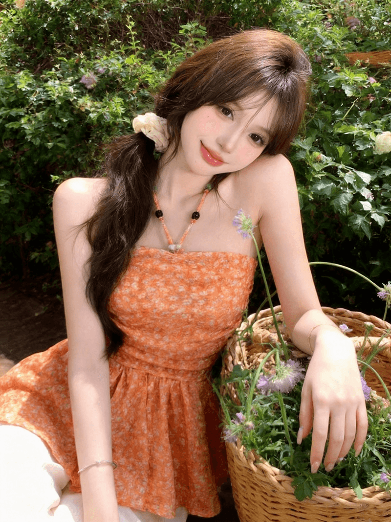 정가 실사 프랑스식 달콤한 스타일 꽃무늬 튜브탑 슬립 여성 여름 몸매 가꾸기 슬림해 보이는 휴가 바람 행침 목 허리 수축 맨위