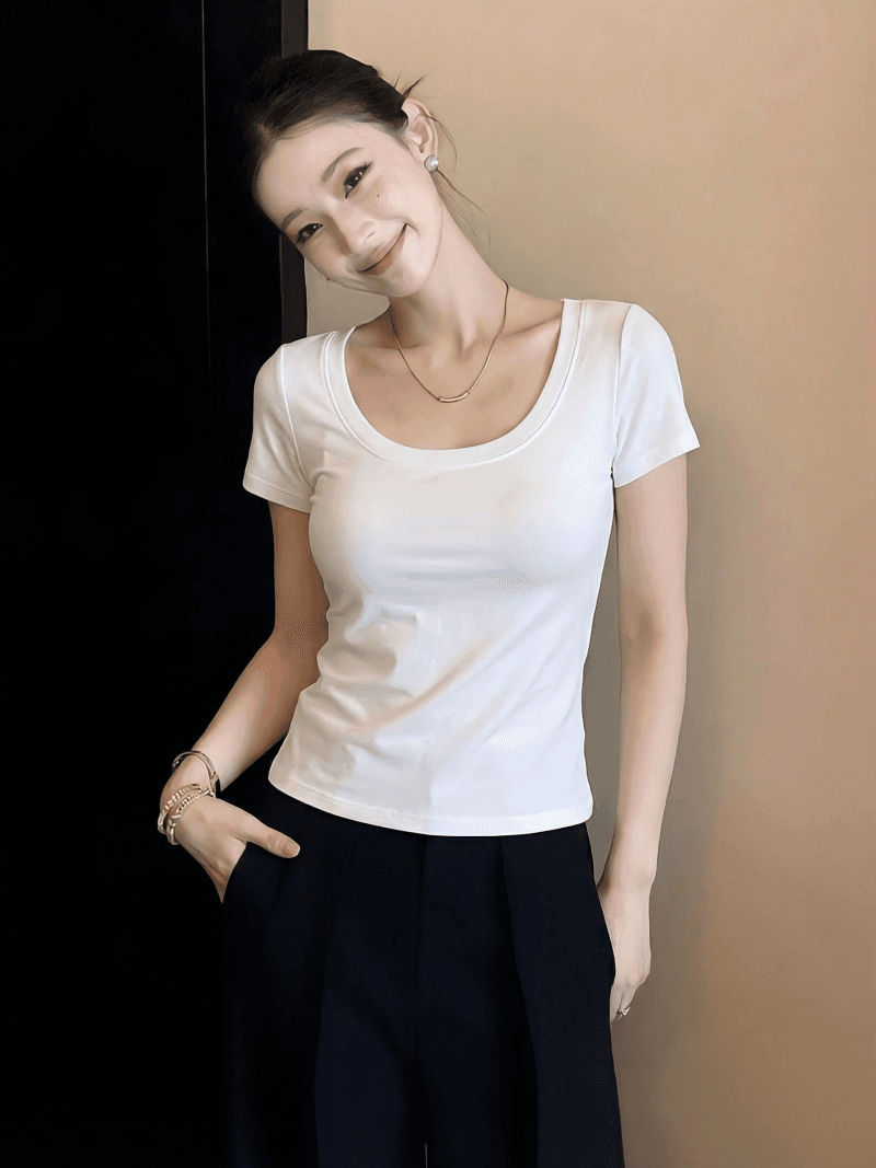 빅 사이즈 실사 u 칼라 티셔츠 여성용 짧은 소매 2026 여름 새로운 몸매 가꾸기 슬림해 보이는 한국 스타일 반소매 상세 이미지 3