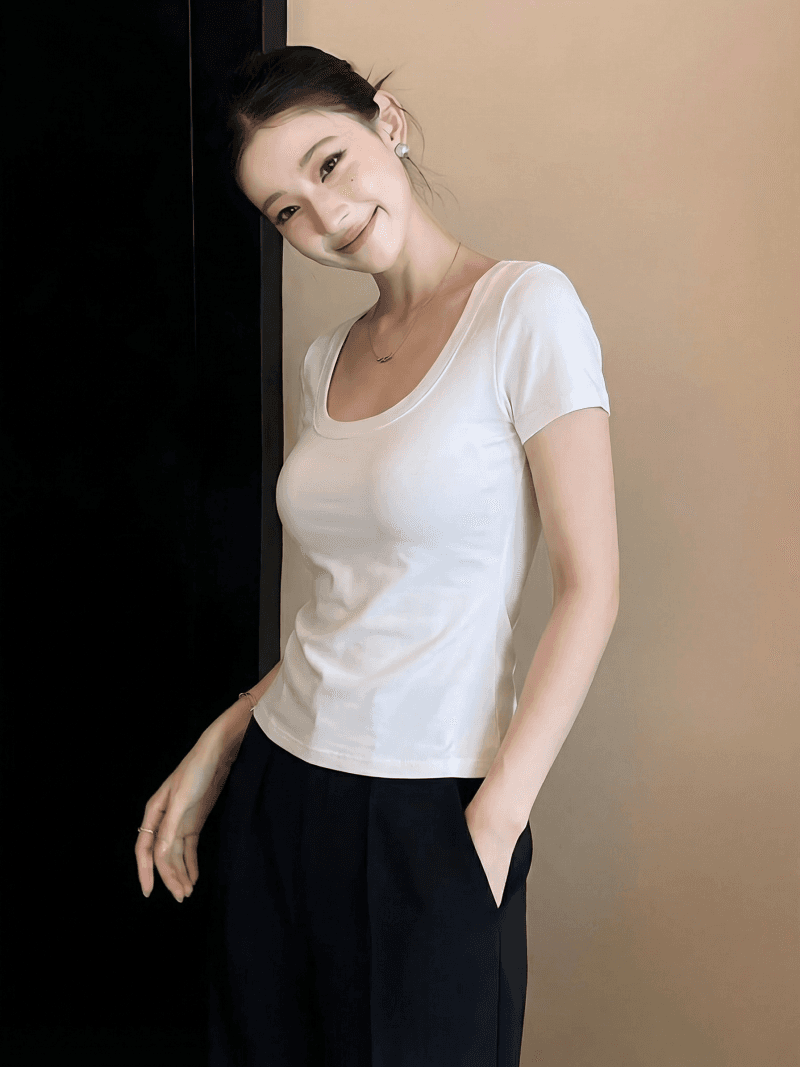 빅 사이즈 실사 u 칼라 티셔츠 여성용 짧은 소매 2026 여름 새로운 몸매 가꾸기 슬림해 보이는 한국 스타일 반소매 상세 이미지 2