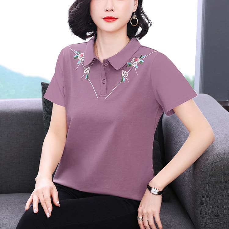 자수 디자인 폴로 칼라 반팔 맨위 여성 여름 2026 년 새로운 중년 어머니 드레스 루즈핏 패치워크 반팔 티셔츠 이미지 4
