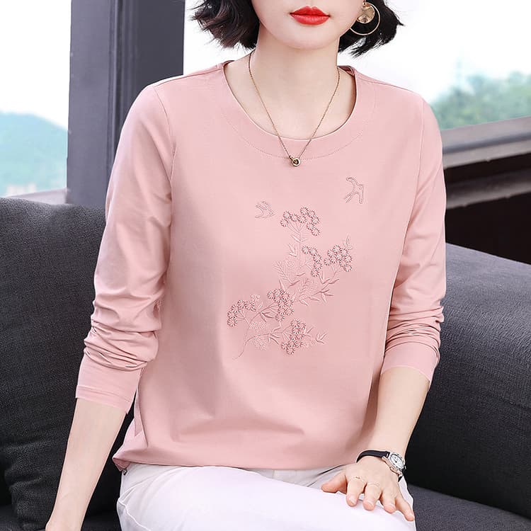 2026 새로운 어머니 드레스 긴팔 여성 티셔츠 미니멀리즘 라운드 넥 자수 디자인 루즈핏 슬림해 보이는 패치워크 맨위 여성 의류 이미지 2