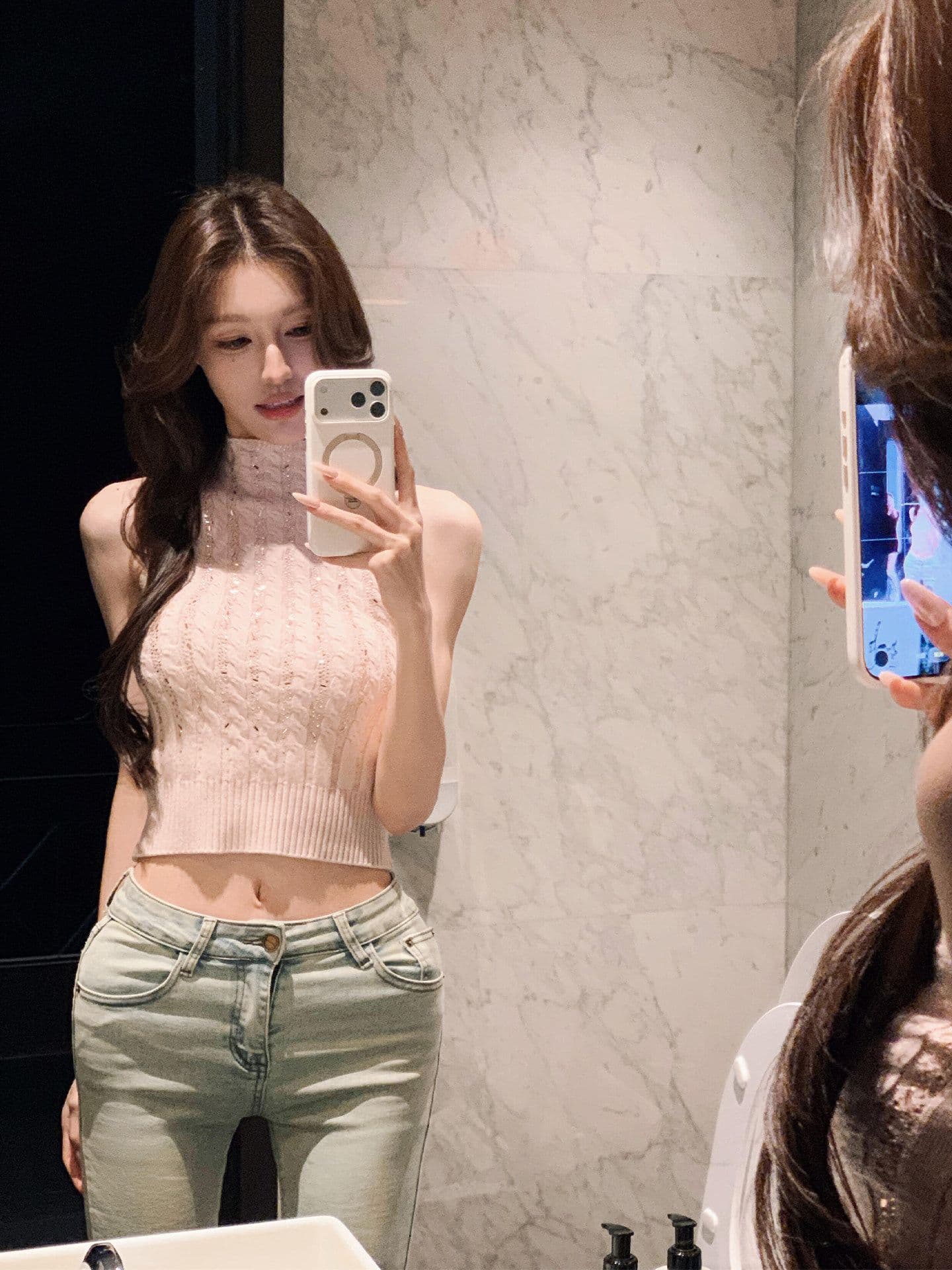 패키지 코어 실 패션 캐주얼 핑크색 꽈배기 아름다움 뒤로 터틀넥 니트 조끼 여성 몸매 가꾸기 섹시함 쇼트 스타일 맨위 이미지 4