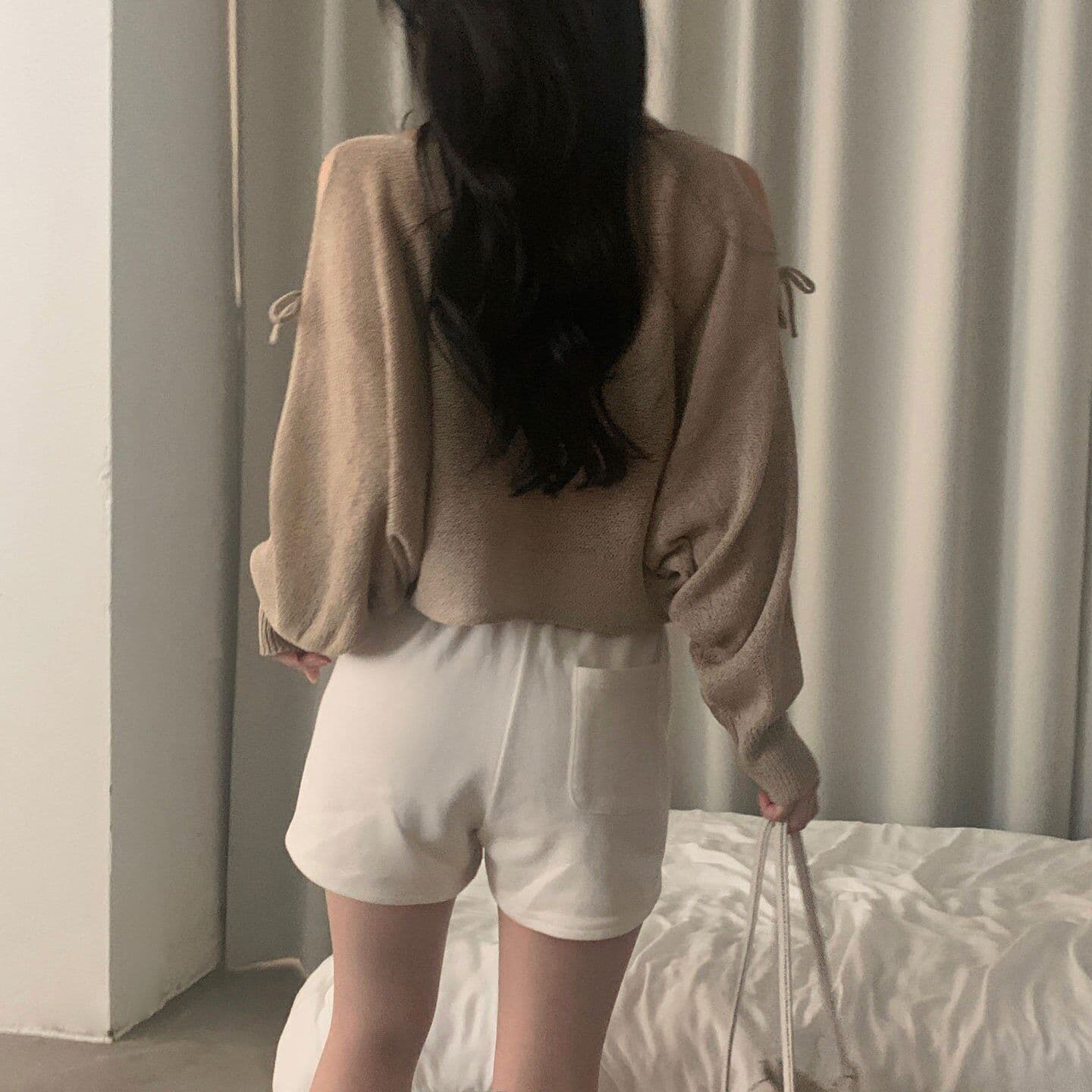 여름 프랑스식 디자인 센스 홀로우 아웃 스트랩 나비 매듭 루즈핏 긴팔 자외선 차단 니트 블라우스 상세 이미지 24