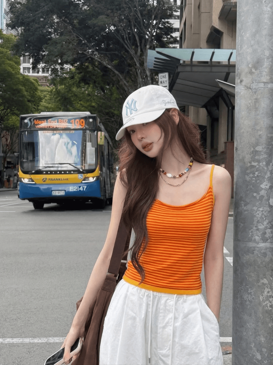도파민 핫걸 주황색 스트라이프 캐미솔 여름 수 있습니다. 외출용 슬림해 보이는 민소매 맨위 이미지 3