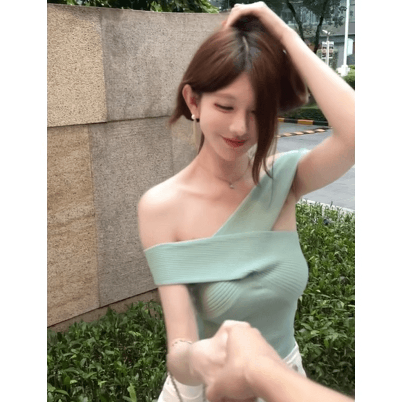 오프숄더 니트 반팔 티셔츠 여름 슬림해 보이는 섹시함 민소매 오프숄더 인사이드 잡아라. 의류 여성 상세 이미지 4