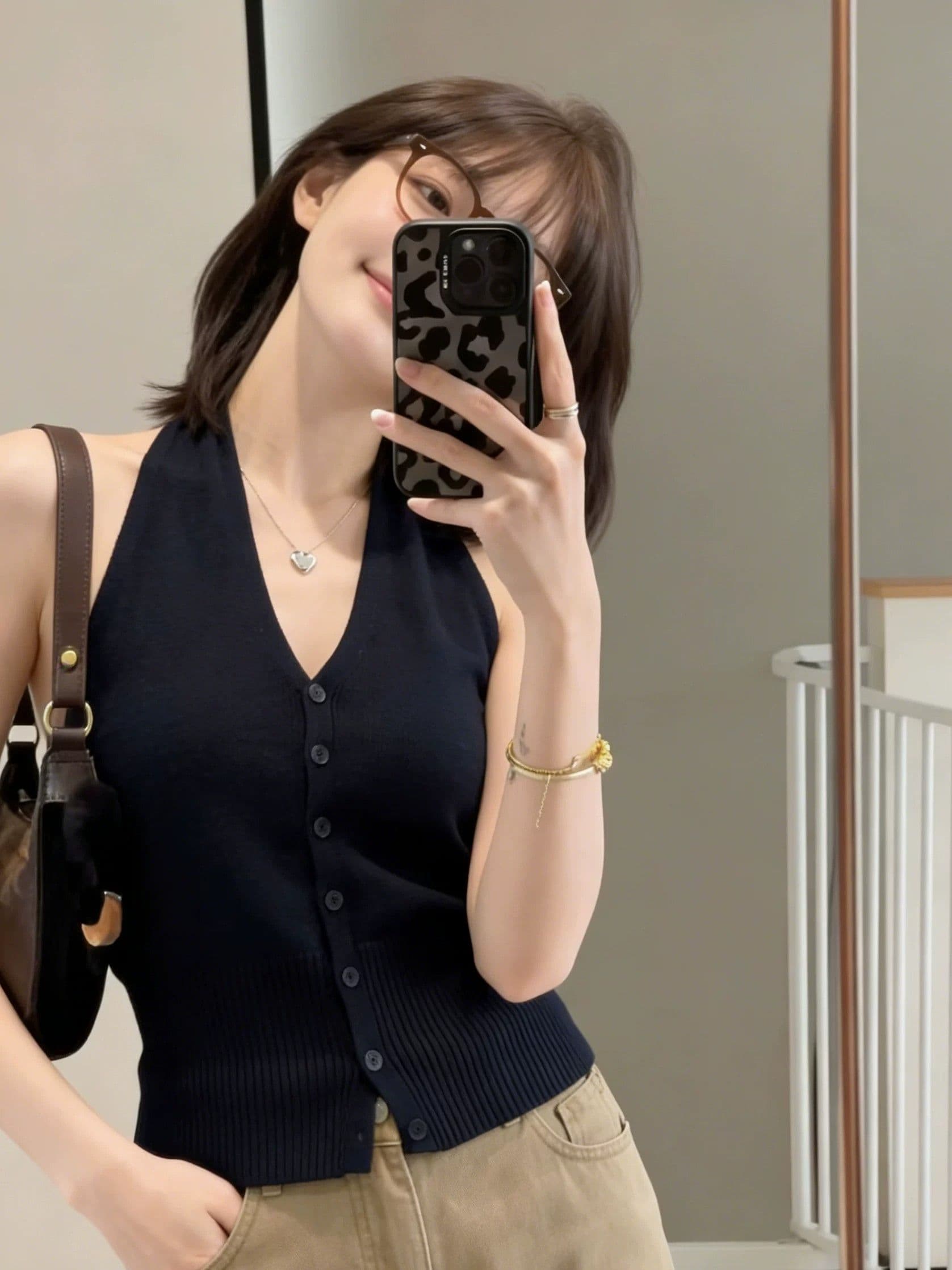 해군 V넥 행침 목 백리스 캐미솔 여름 몸매 가꾸기 허리 수축 쇼트 스타일 민소매 맨위 상세 이미지 4