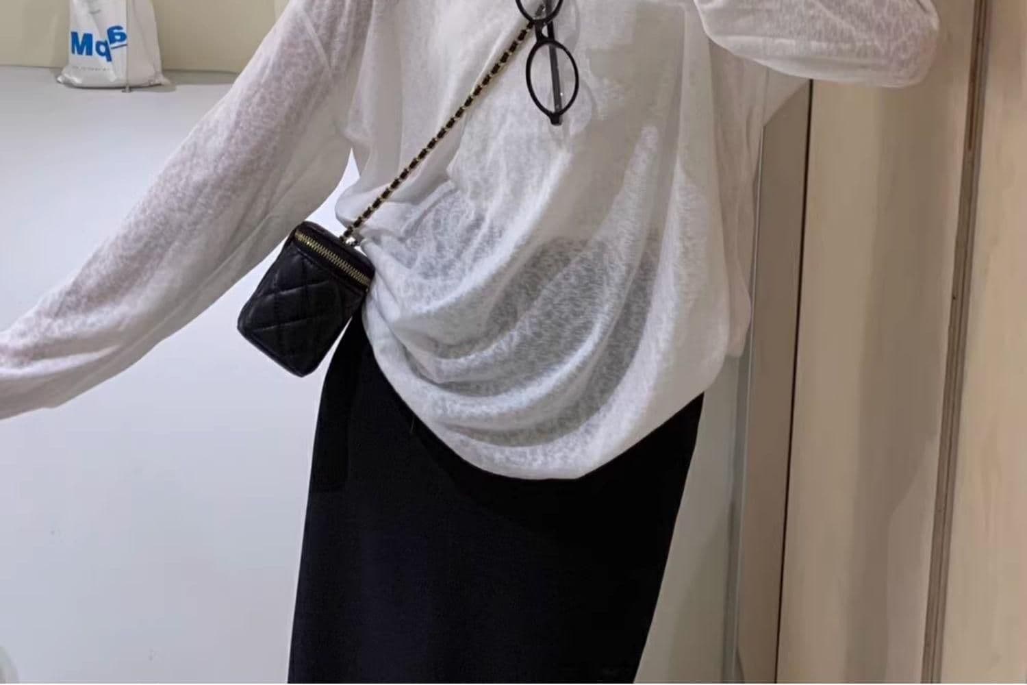 대나무 마디 리브 V넥 긴팔 자외선 차단 블라우스 외부 가져 가라. 셔츠 Tulle 맨위 상세 이미지 20