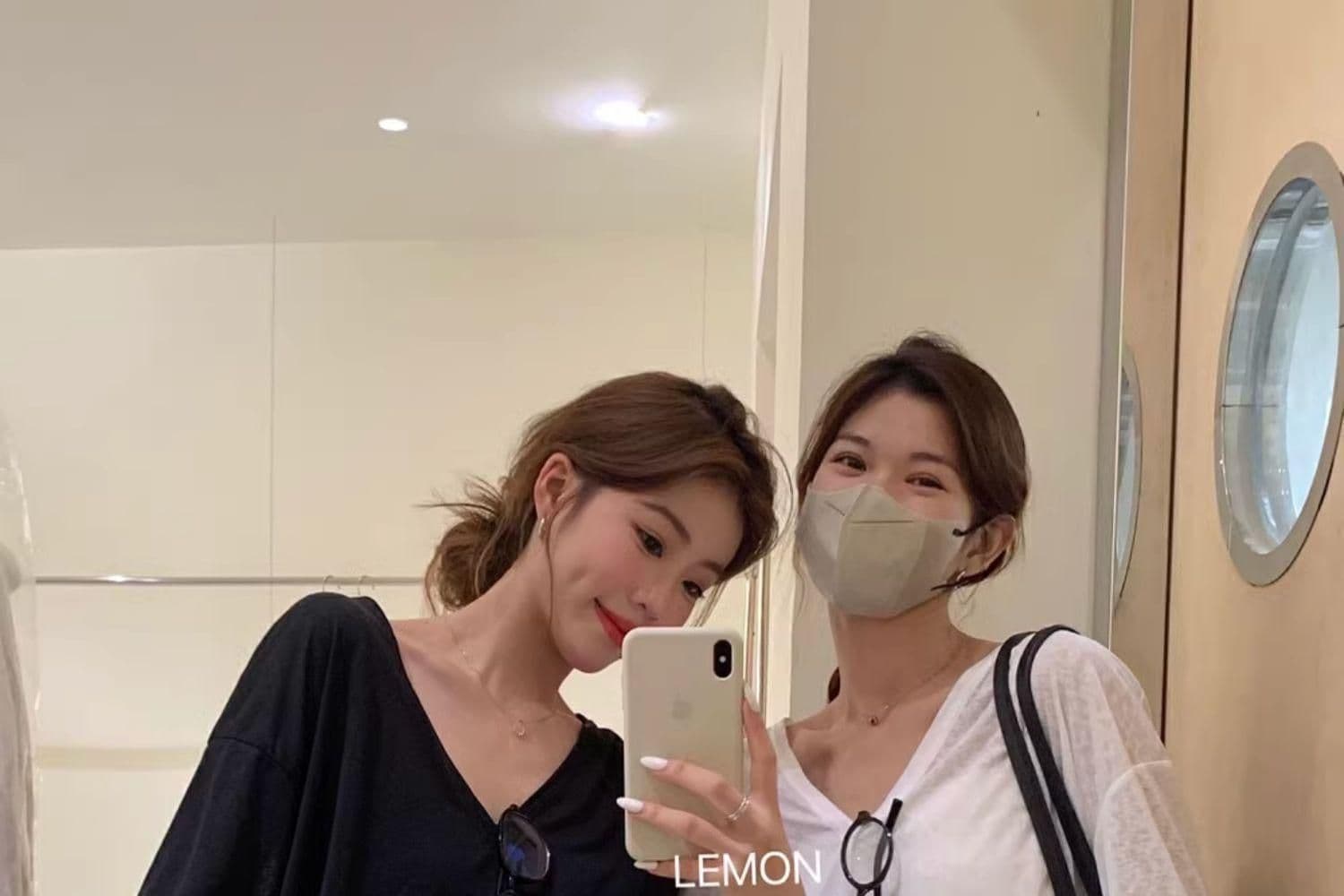 대나무 마디 리브 V넥 긴팔 자외선 차단 블라우스 외부 가져 가라. 셔츠 Tulle 맨위 상세 이미지 26