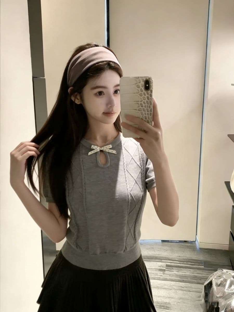 회색 달콤함 홀로우 아웃 반팔 털 니트 스웨터 여성 2026 여름 디자인 센스 나비 매듭 맨위 상세 이미지 5