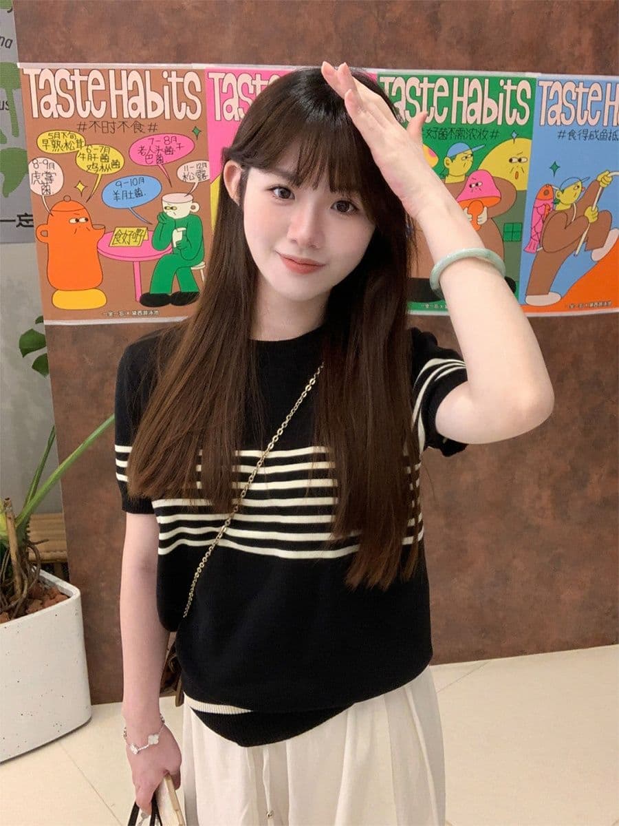 라운드 넥 스트라이프 살구 색상 니트 스웨터 여성 얇은 스타일 반팔 티셔츠 캐주얼 다용도 오래된 돈 바람 맨위 이미지 2