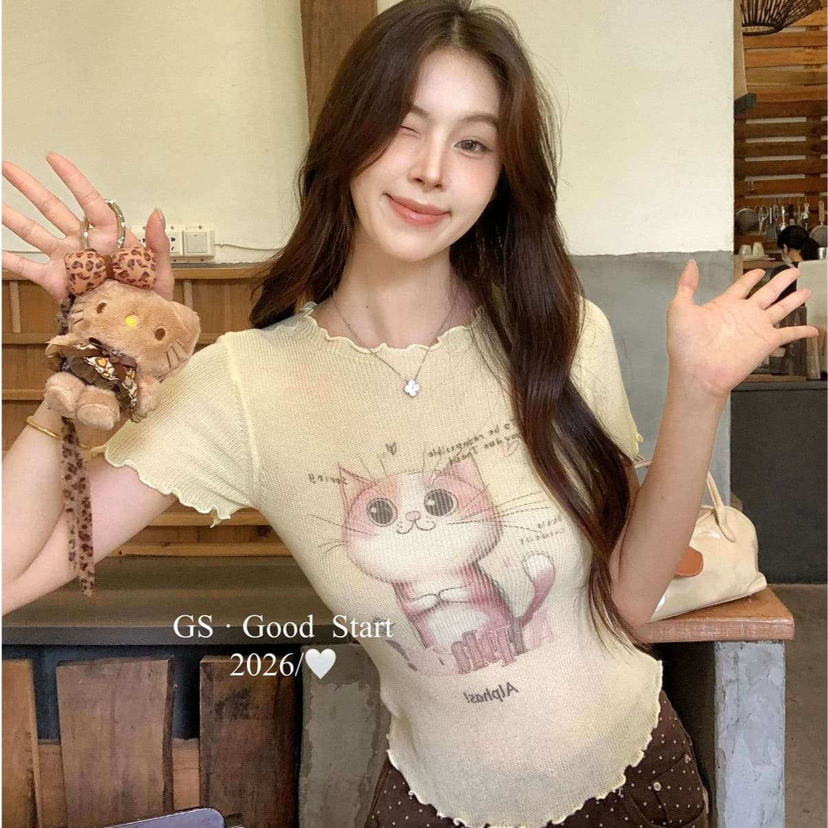 한 부서 여름 새로운 세련된 순수한 욕망 프린트 몸매 가꾸기 고급 센스 니트 반팔 작은 셔츠 여성 이미지 5