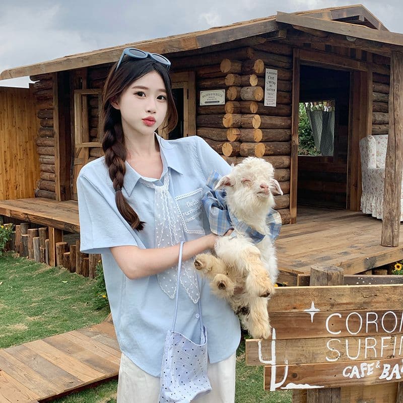 긍정적 인 어깨 레이스 넥타이 화이트 여성 셔츠 여름 새로운 반팔 신선함 디자인 센스 오픈 가디건 맨위 상세 이미지 5