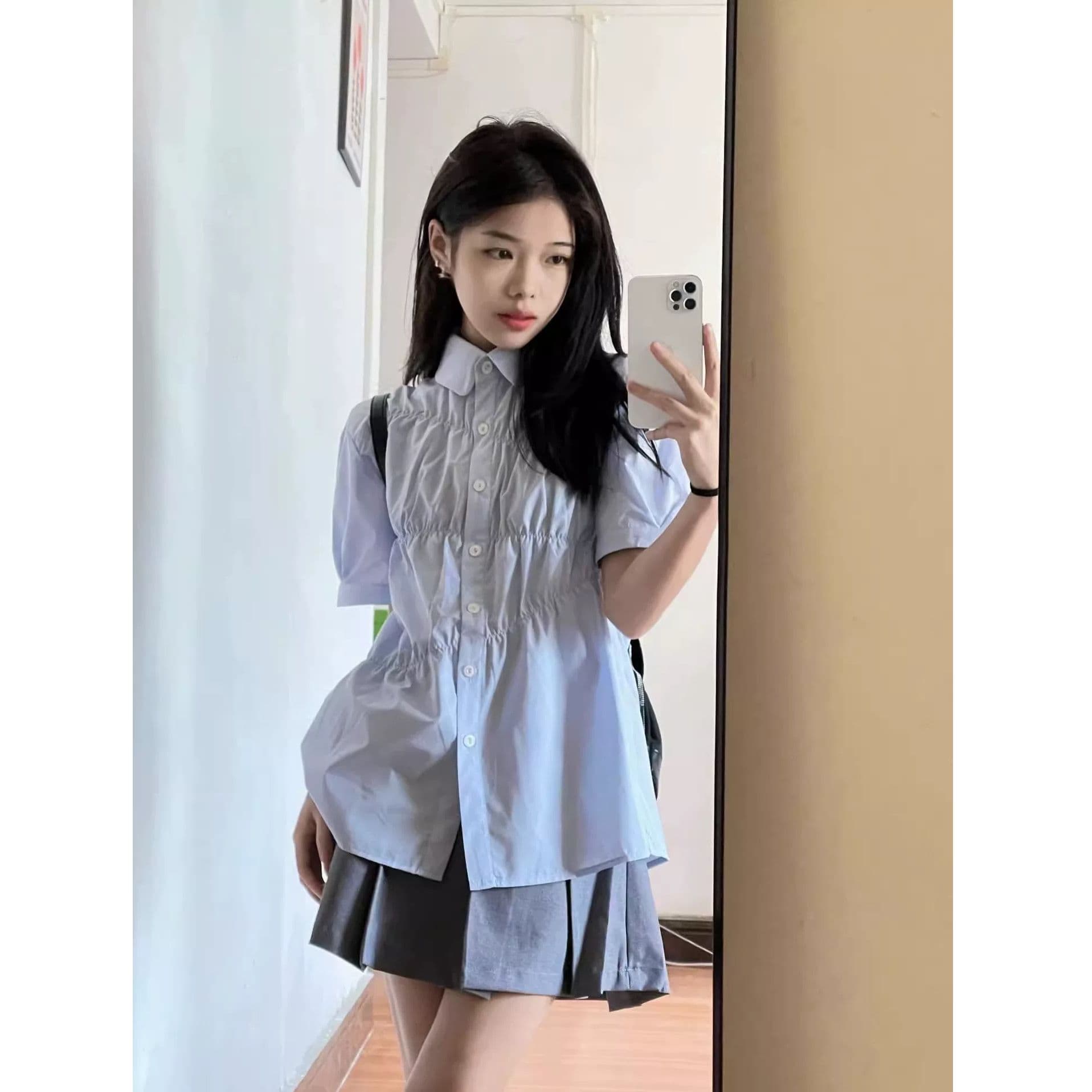 학원 스타일 파란색 반팔 여성 셔츠 여름 2026 새로운 한 부서 달콤함 루즈핏 셔츠 고급 센스 주름 맨위