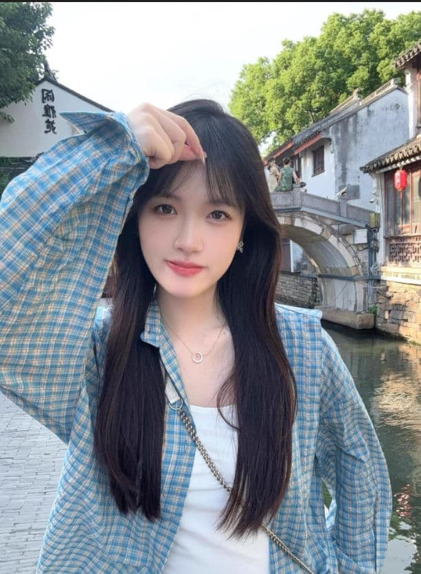 파란색 체크무늬 긴팔 여성 셔츠 여름 고유 한 슈퍼 잘 생긴 루즈핏 캐주얼 자외선 차단 셔츠 재킷 상세 이미지 1