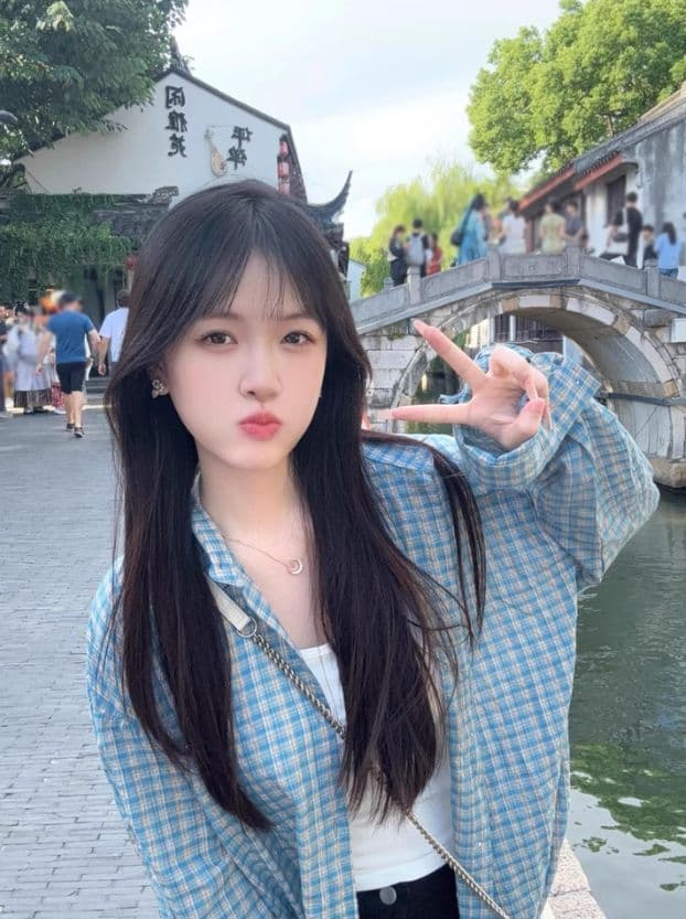파란색 체크무늬 긴팔 여성 셔츠 여름 고유 한 슈퍼 잘 생긴 루즈핏 캐주얼 자외선 차단 셔츠 재킷 상세 이미지 7